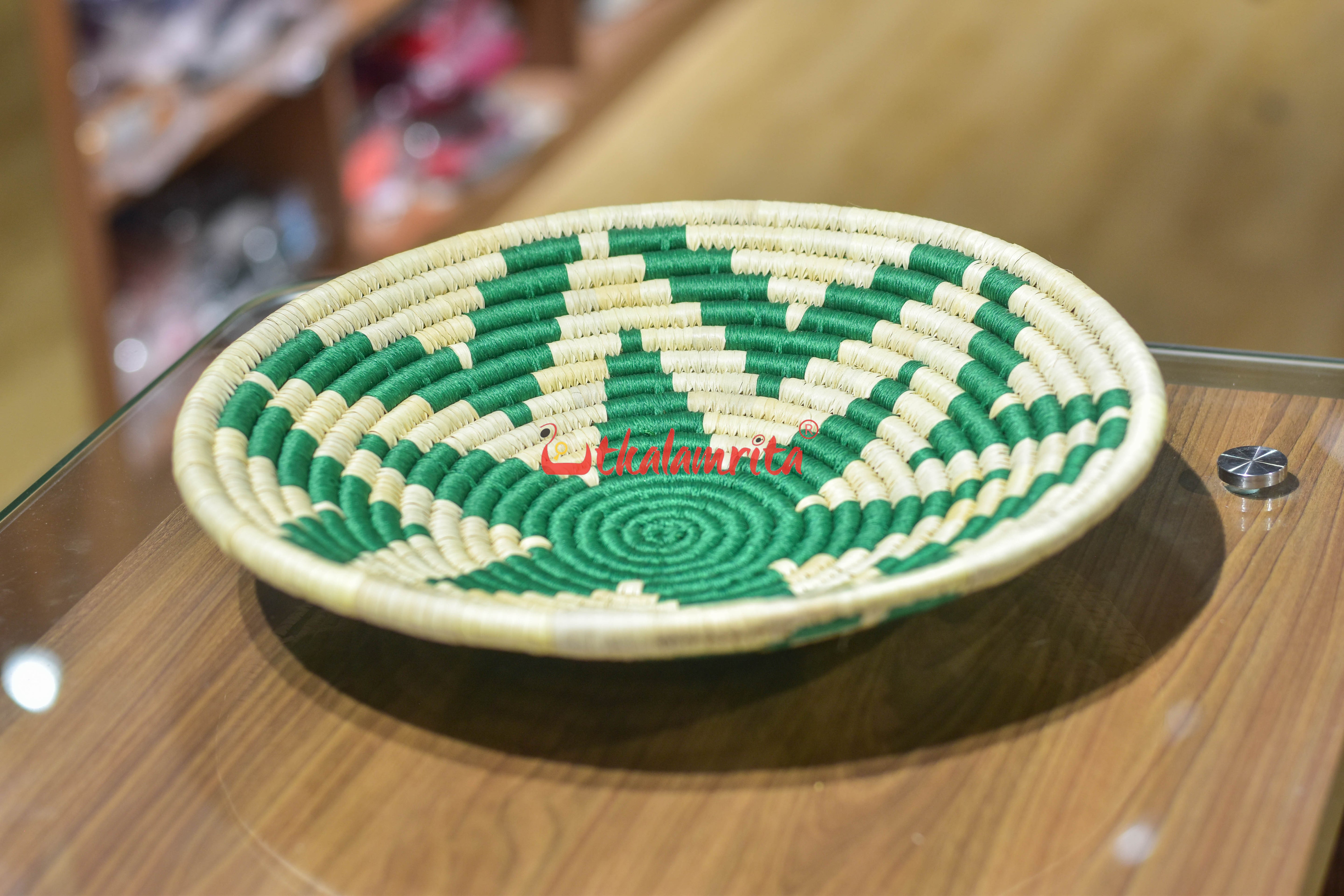 Sabai Grass Green Wall Basket- Large