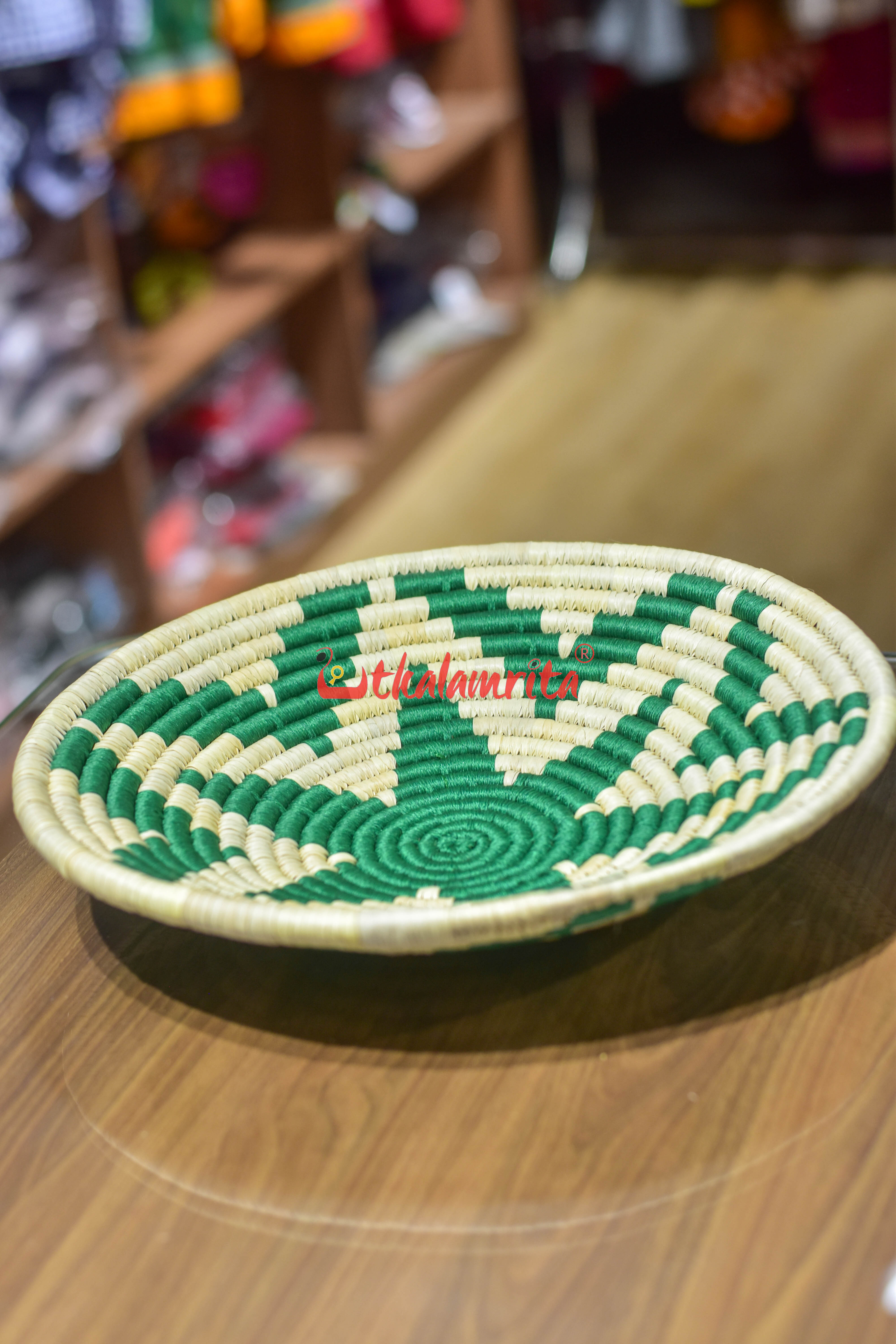 Sabai Grass Green Wall Basket- Large