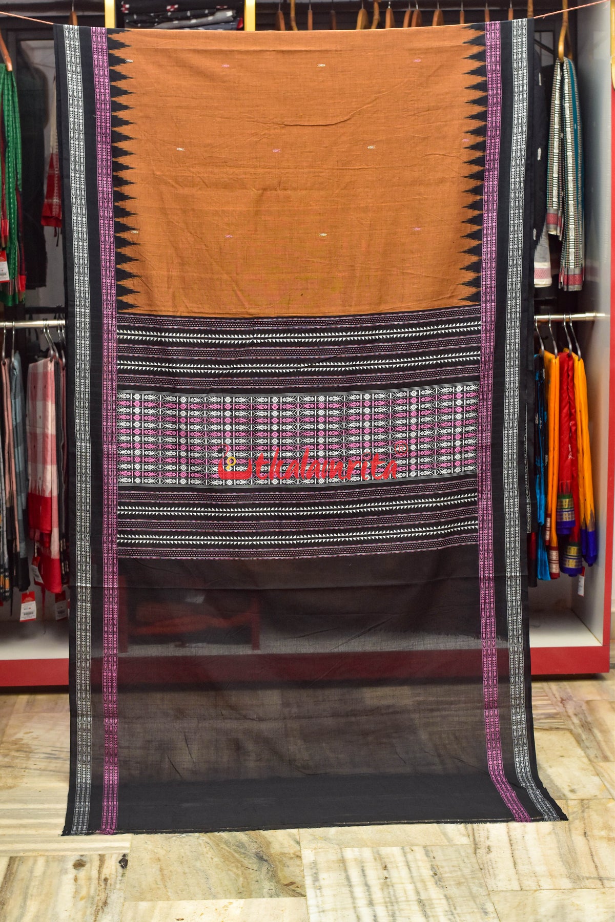 Golden Brown Fish Buti Habaspuri Cotton Saree