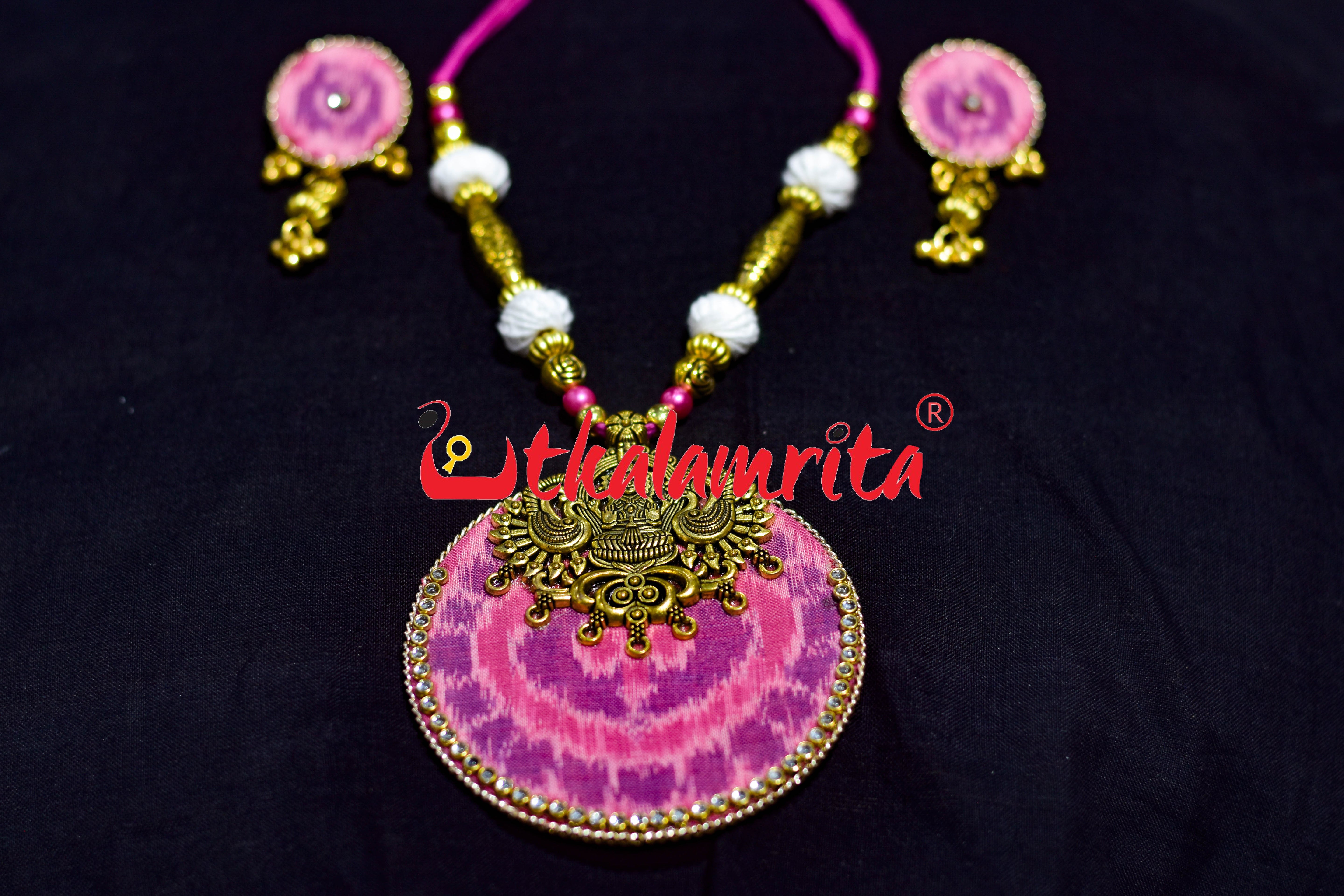 Round Black Ikat Lakhmi Silver Necklace Set