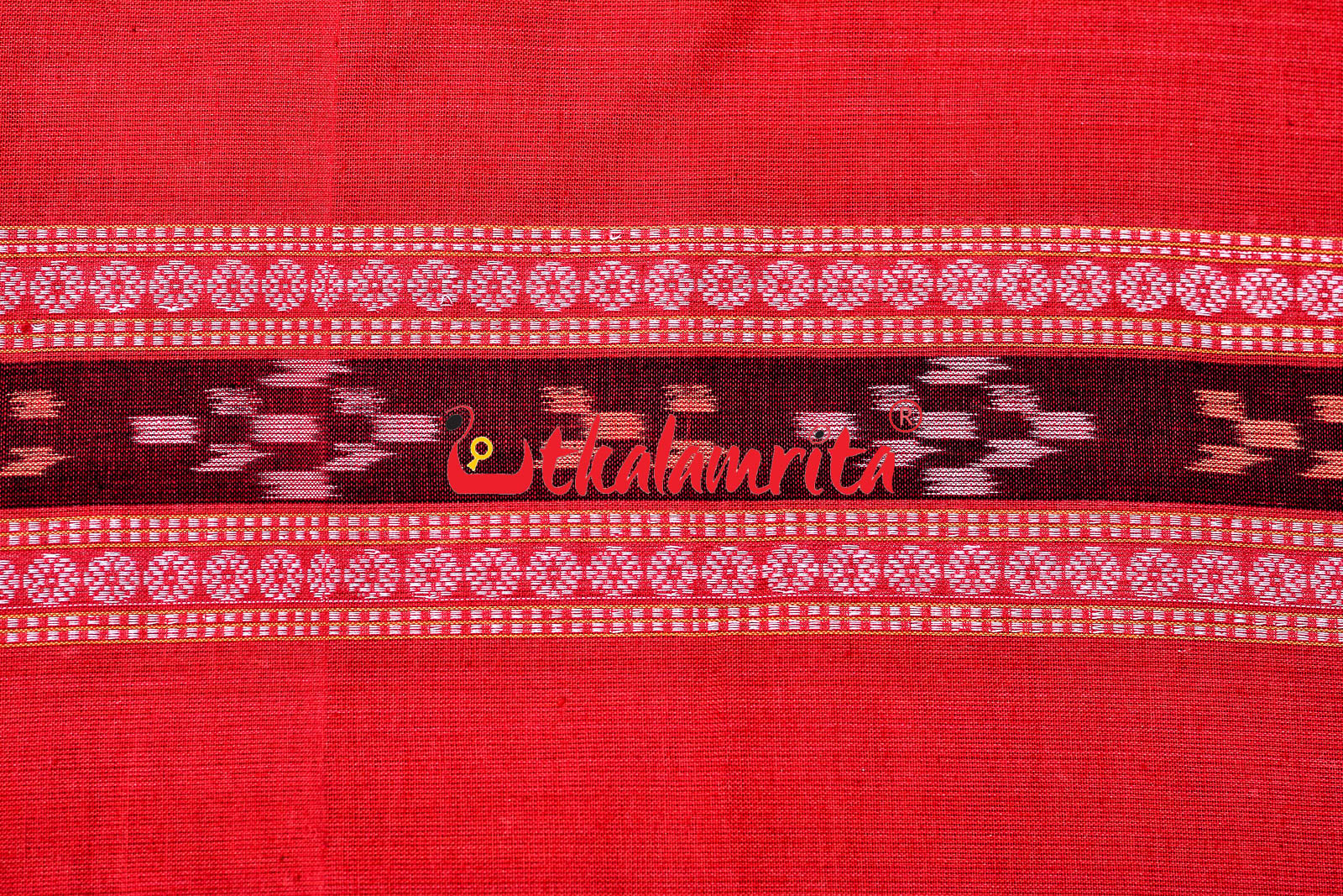 Red with Lines Pasapali Borders (Fabric)