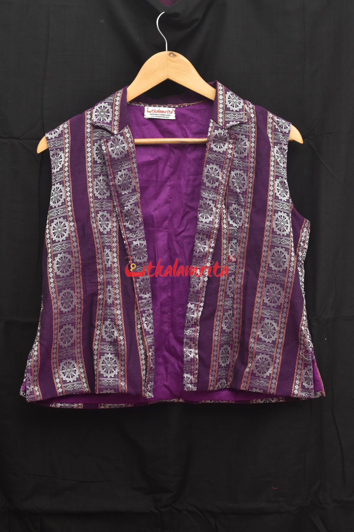 Magenta Konark Sleeveless (Ladies Designer Set)