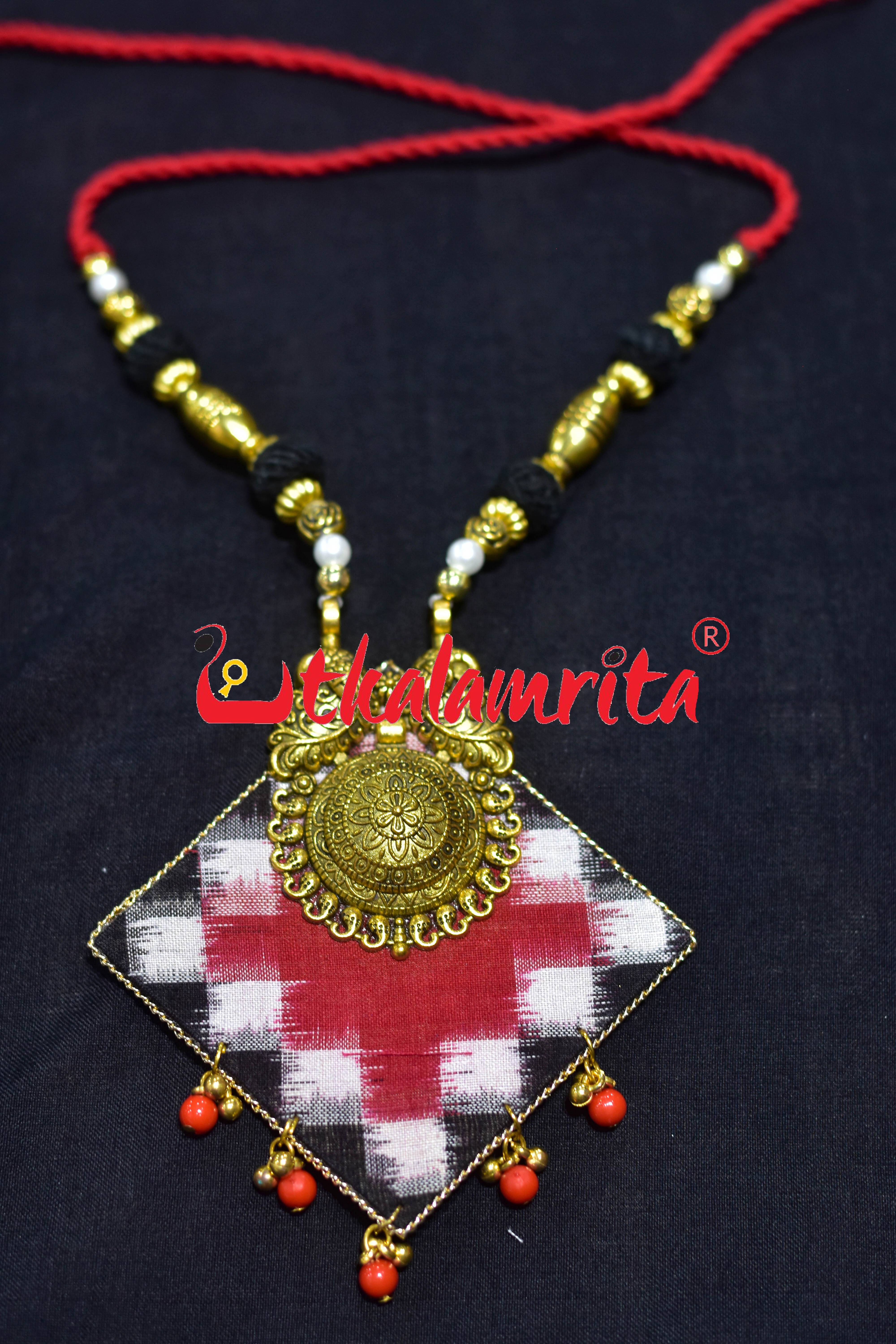 RBW Pasapali Golden Mayura Necklace Set