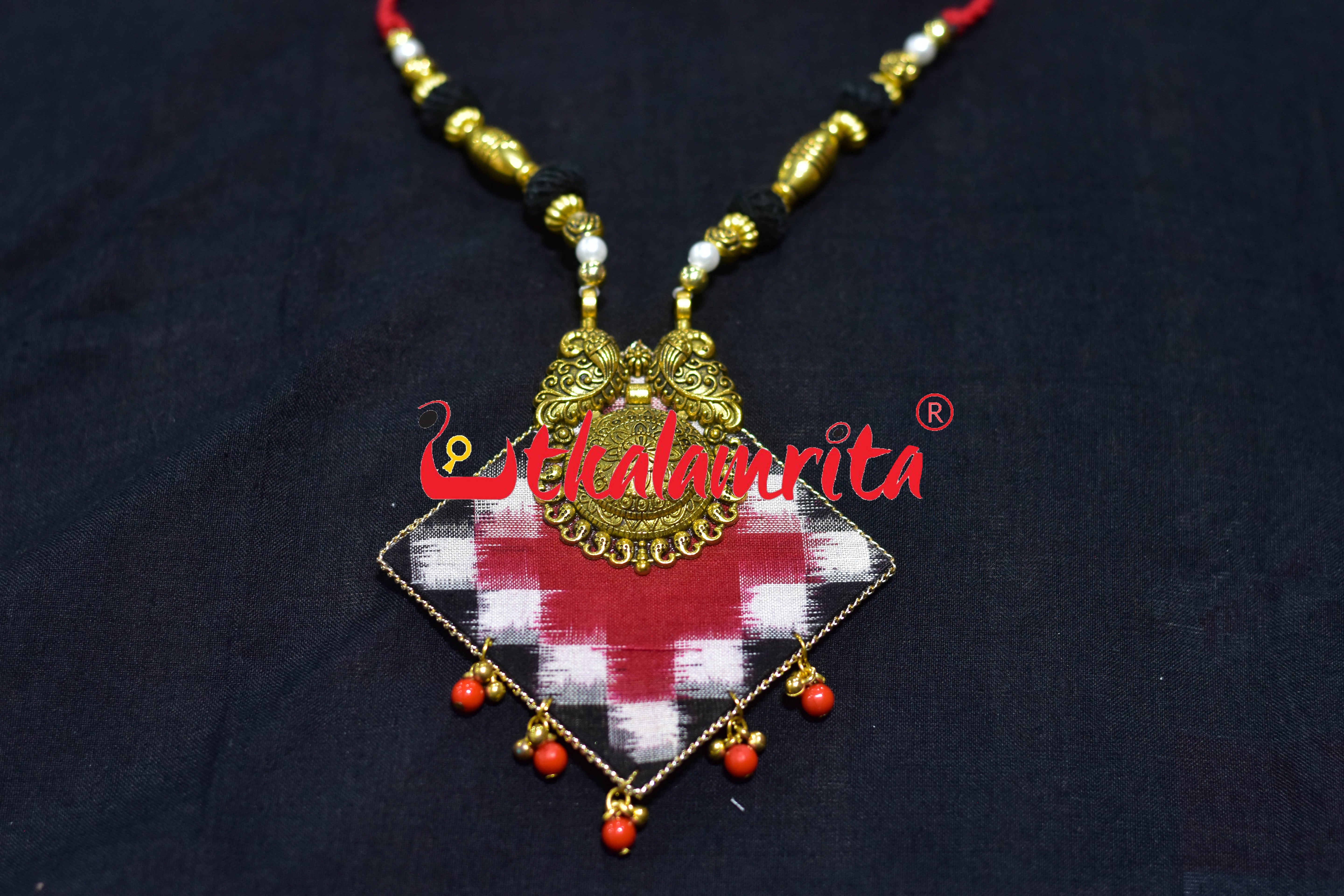 RBW Pasapali Golden Mayura Necklace Set