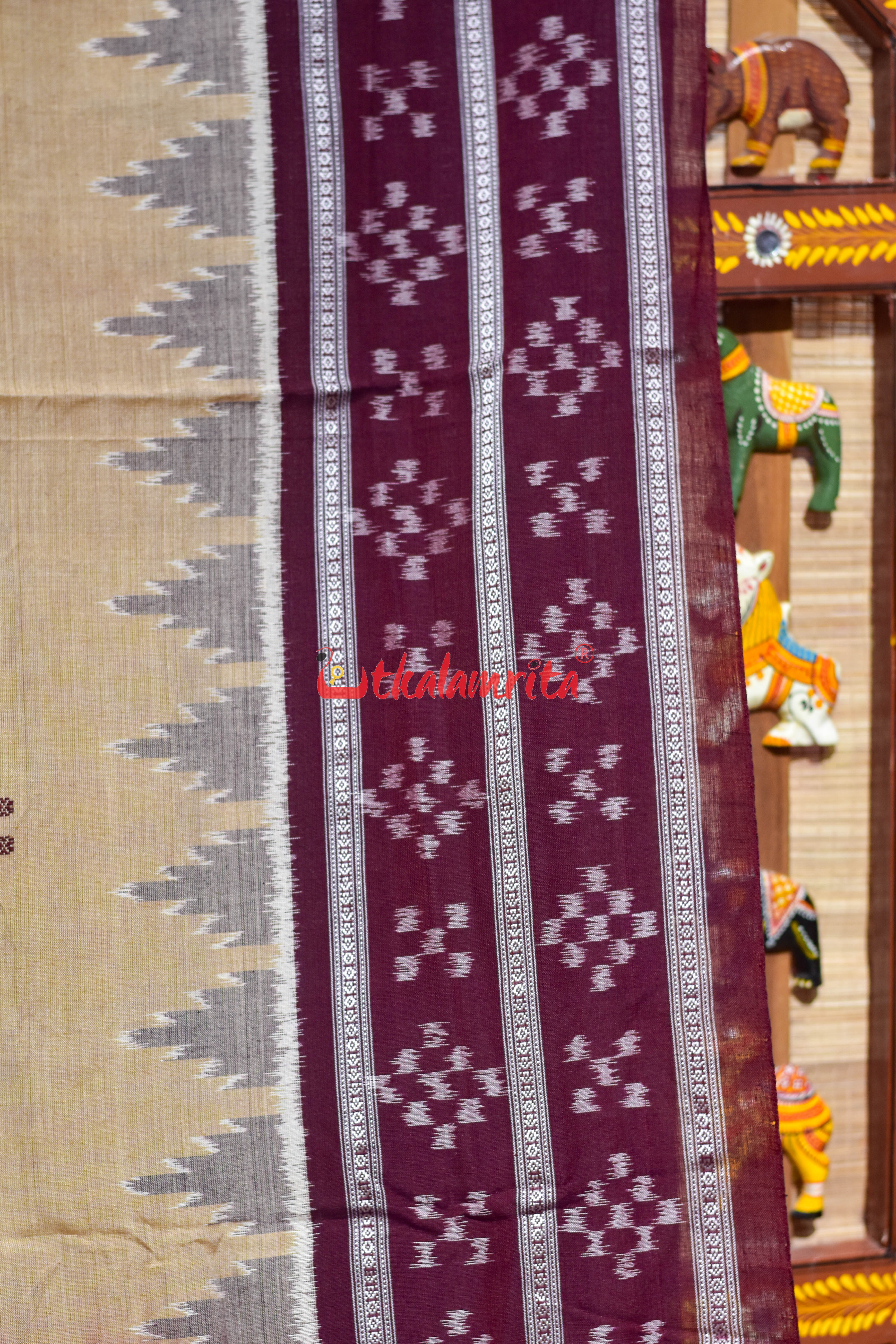 Chandan Maroon Double Pasapali Border Khandua Cotton Saree