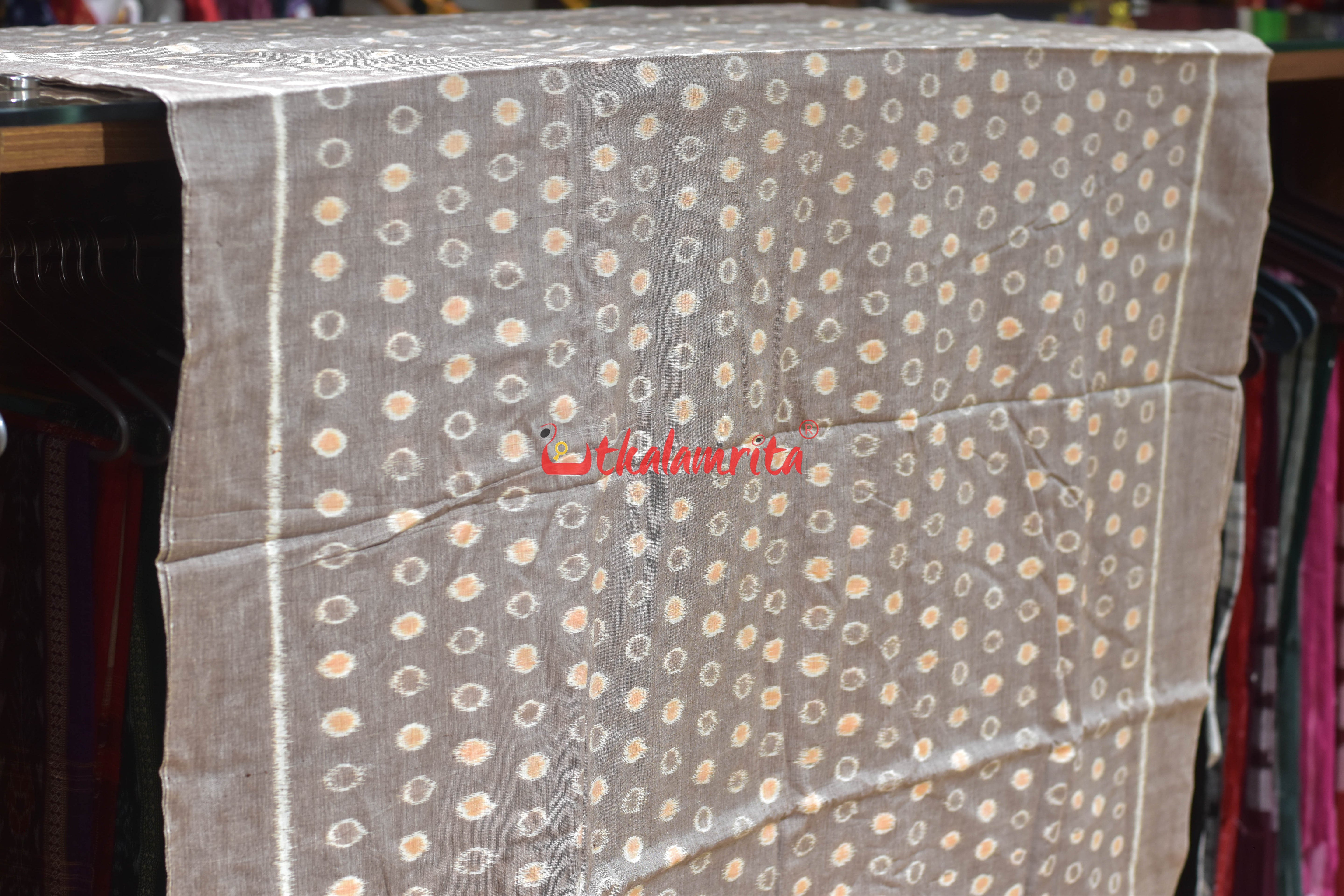 Vintage Beige Bubbles Ikat Cotton (Fabric)