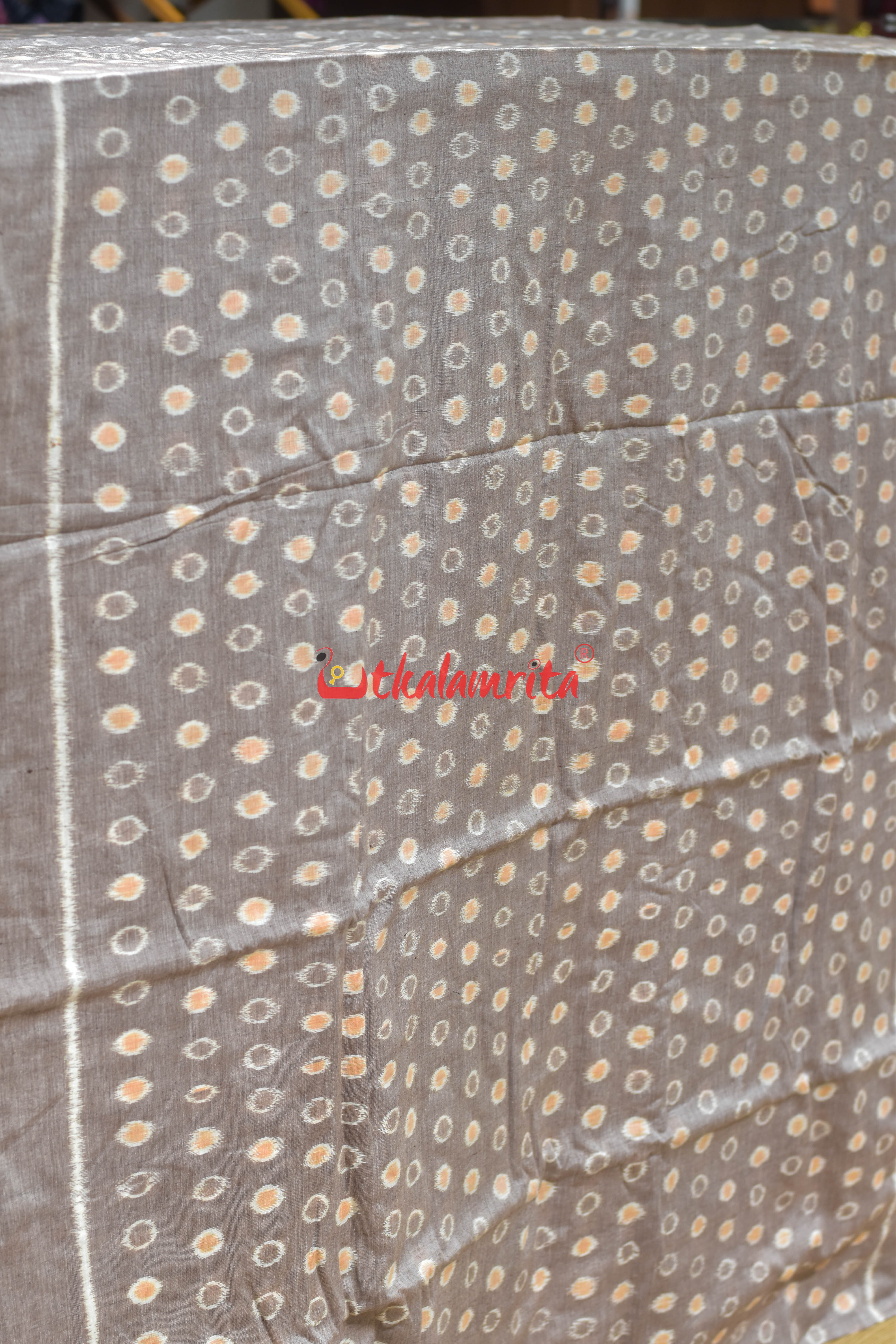 Vintage Beige Bubbles Ikat Cotton (Fabric)