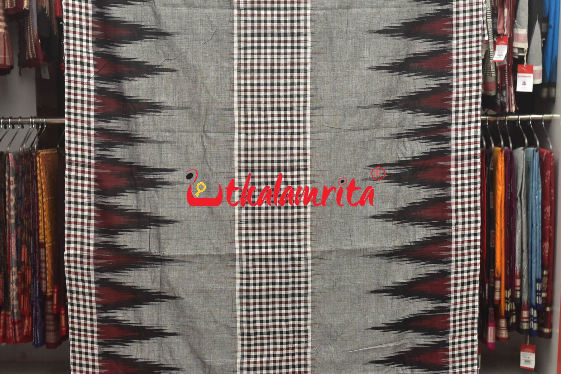 Kargil Middle Checks Grey Cotton Saree