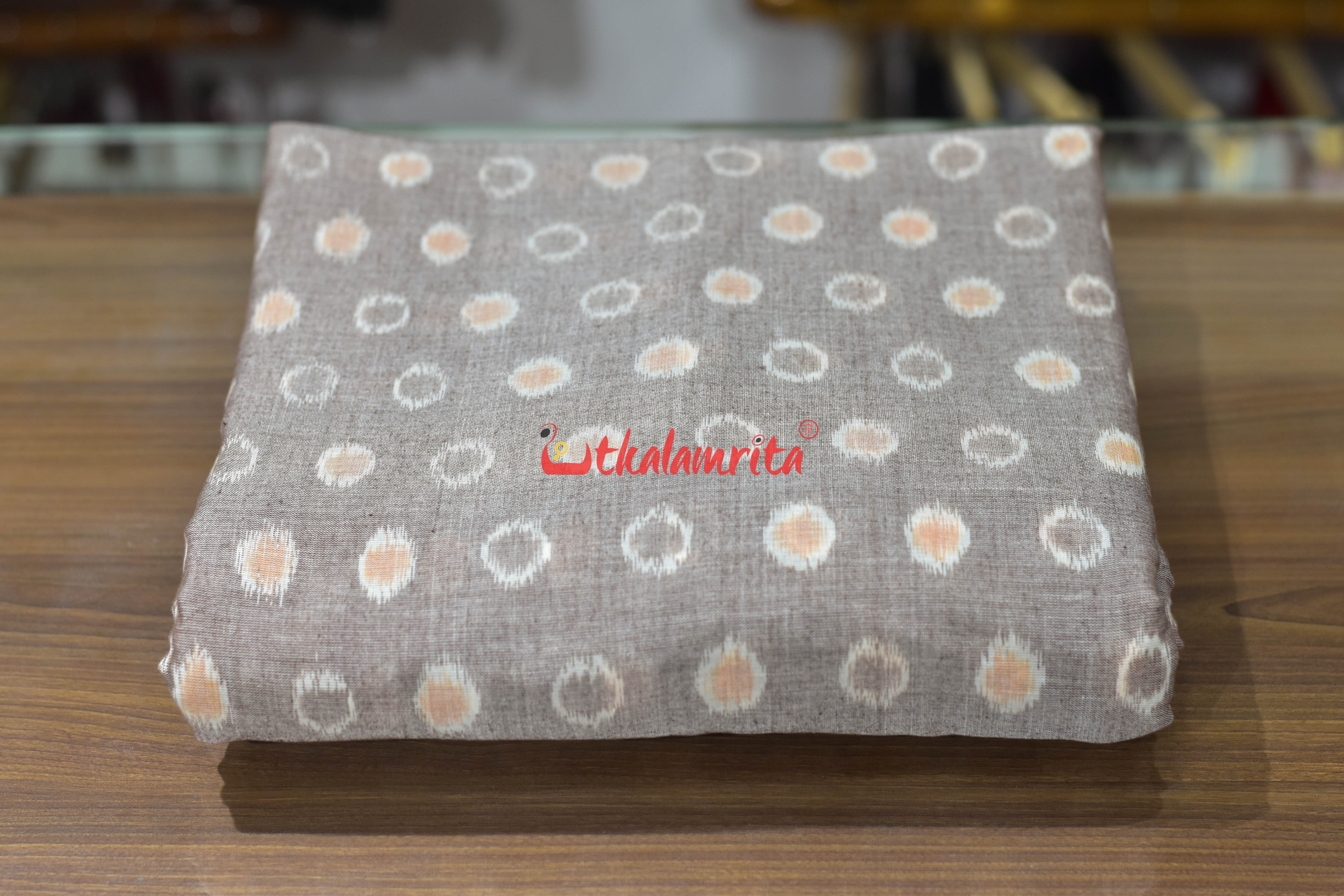 Vintage Beige Bubbles Ikat Cotton (Fabric)