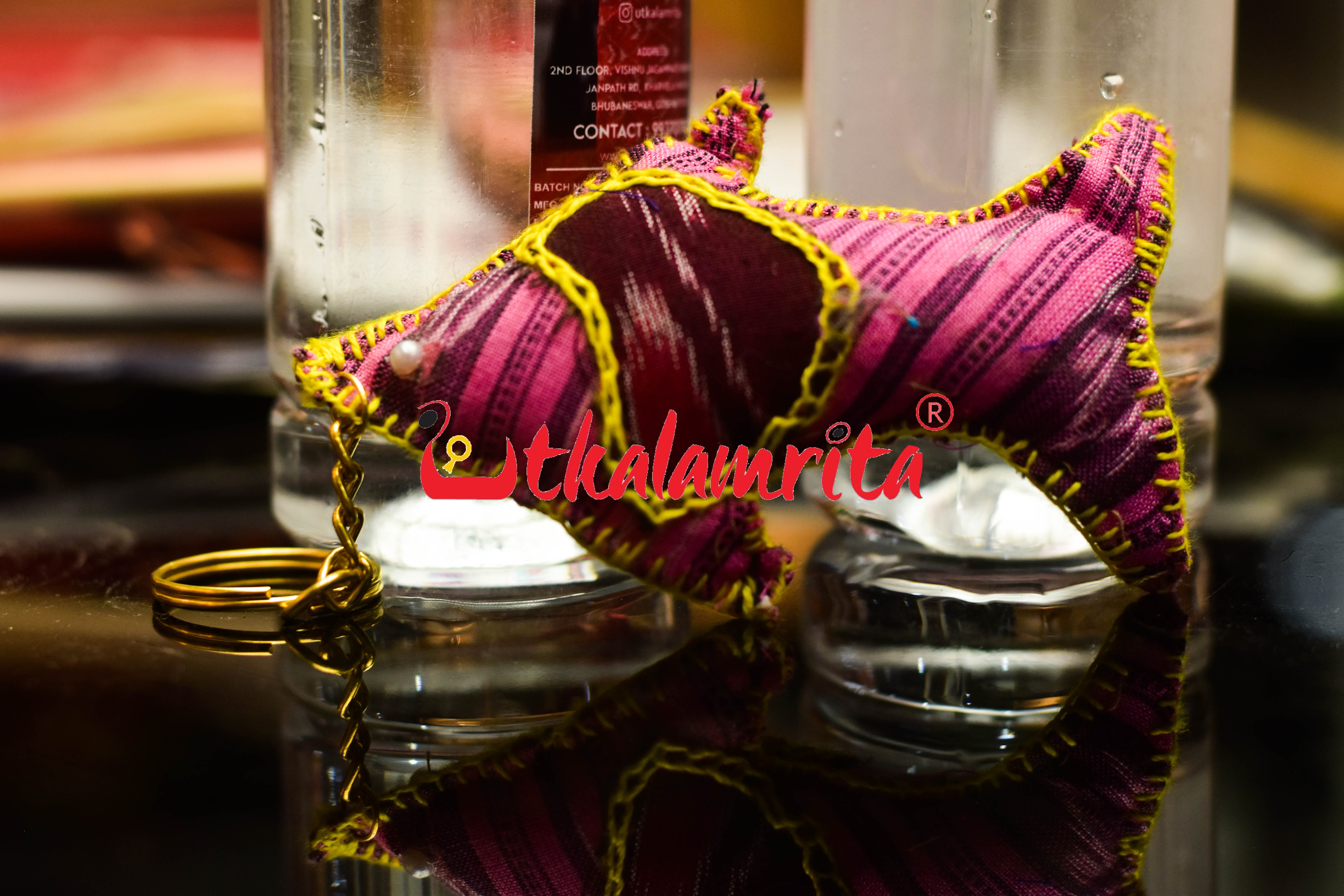 Fish Ikat keyring