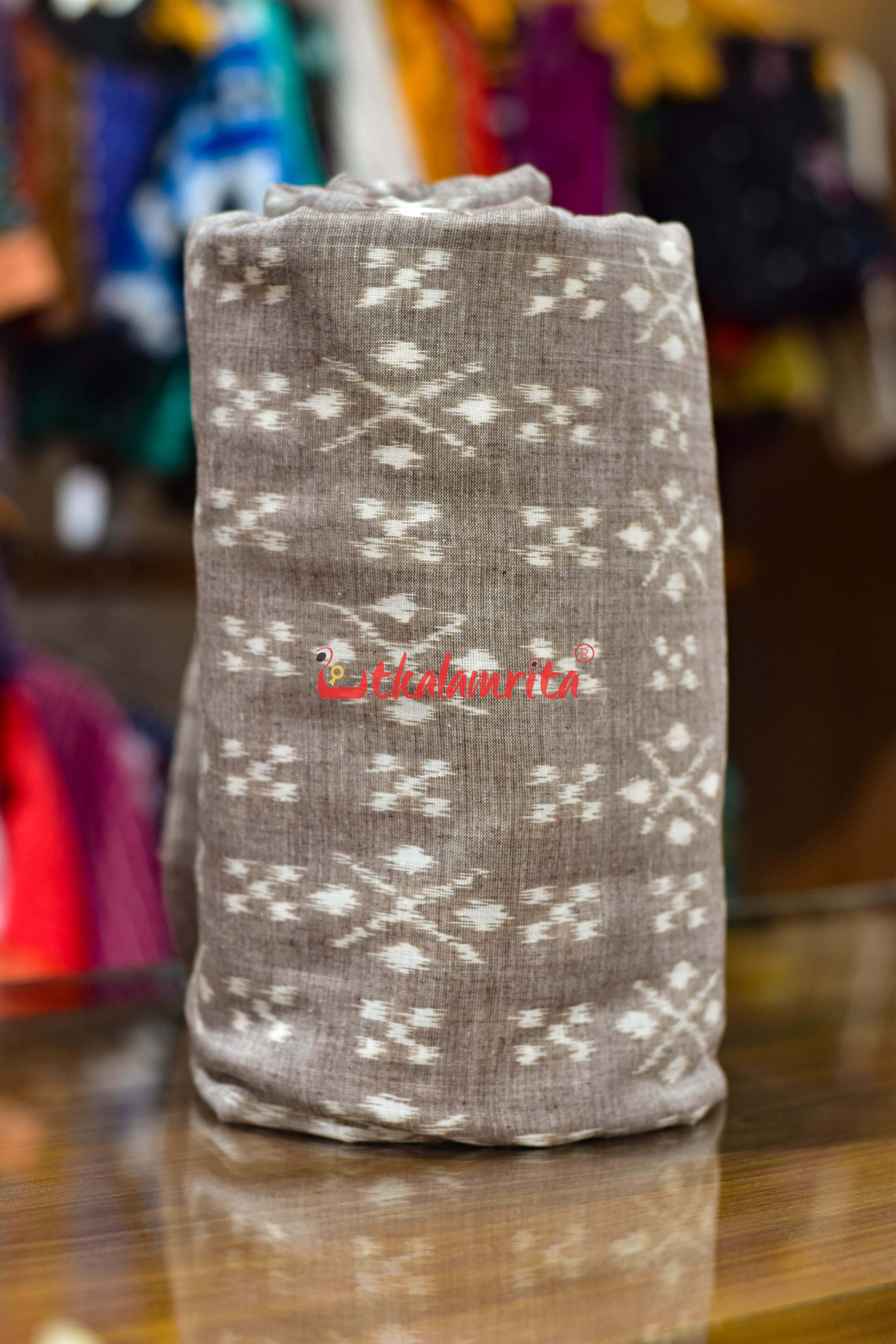 Vintage Beige Thikiri Pasapali Single Ikat Cotton (Fabric)