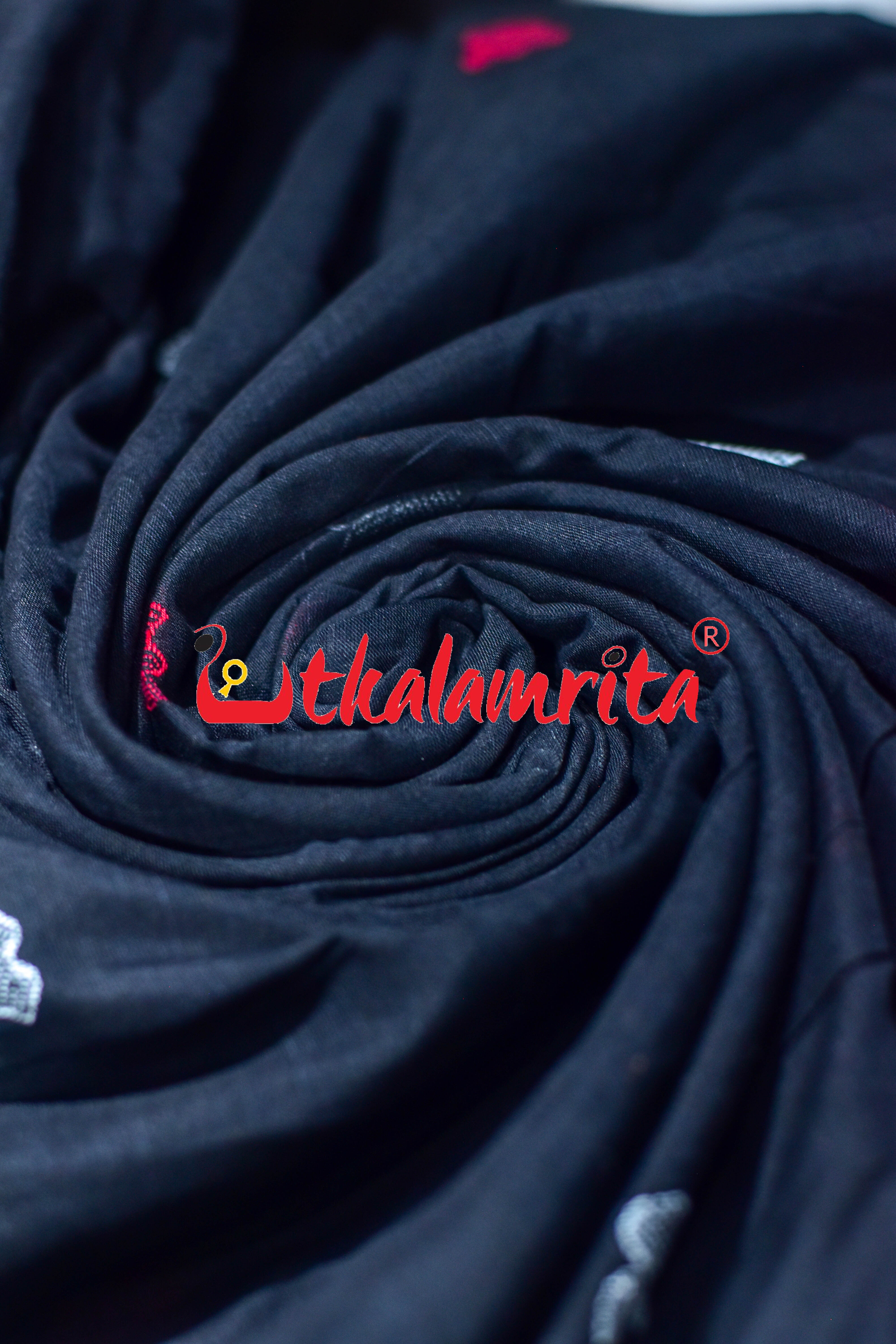Black Apple Design Bomkai Cotton (Fabric)