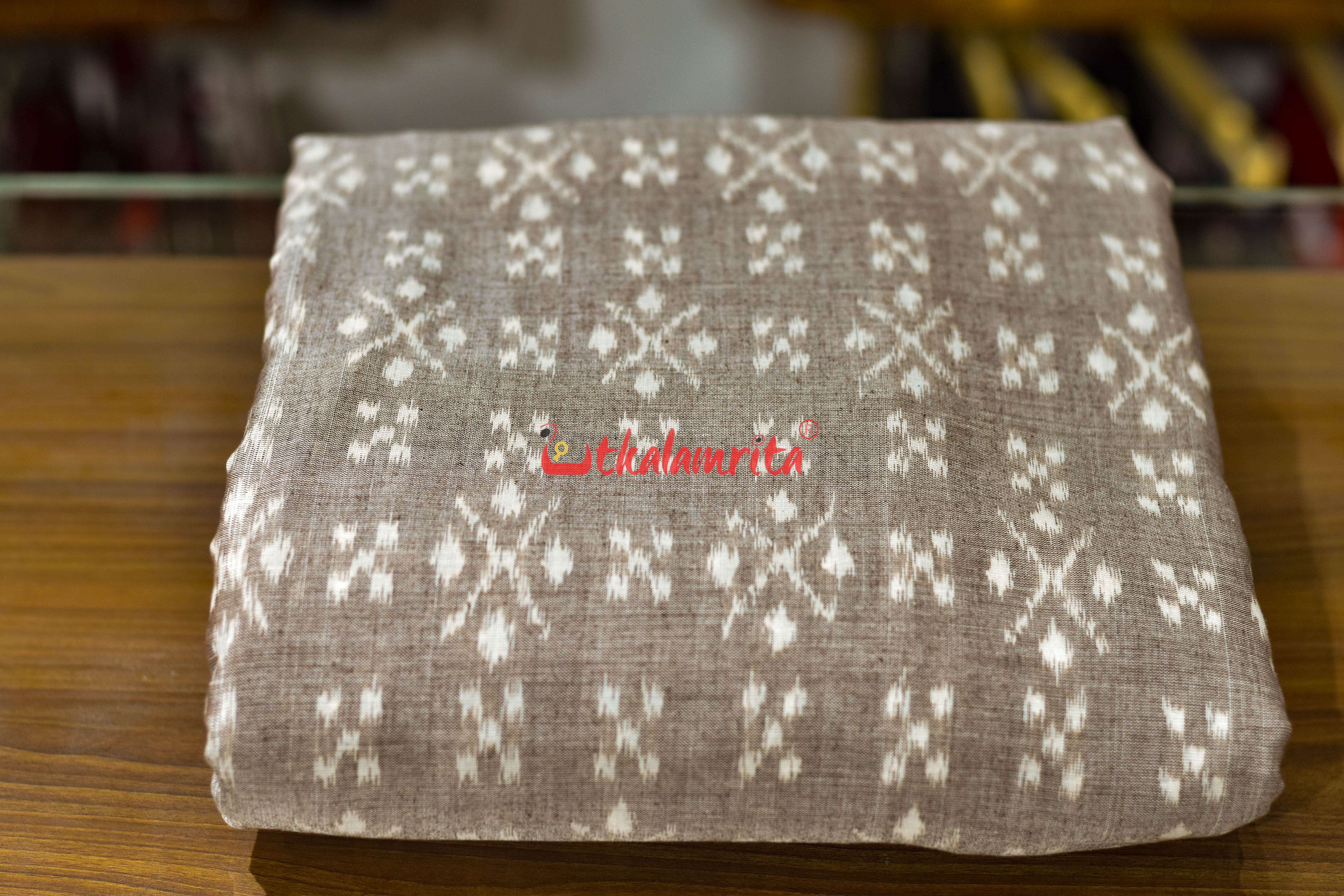 Vintage Beige Thikiri Pasapali Single Ikat Cotton (Fabric)