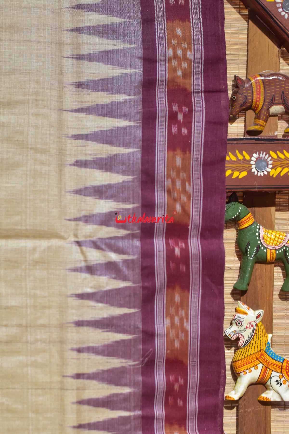 Natural Maroon Border Pasapali Gopalpur Tussar Silk Saree