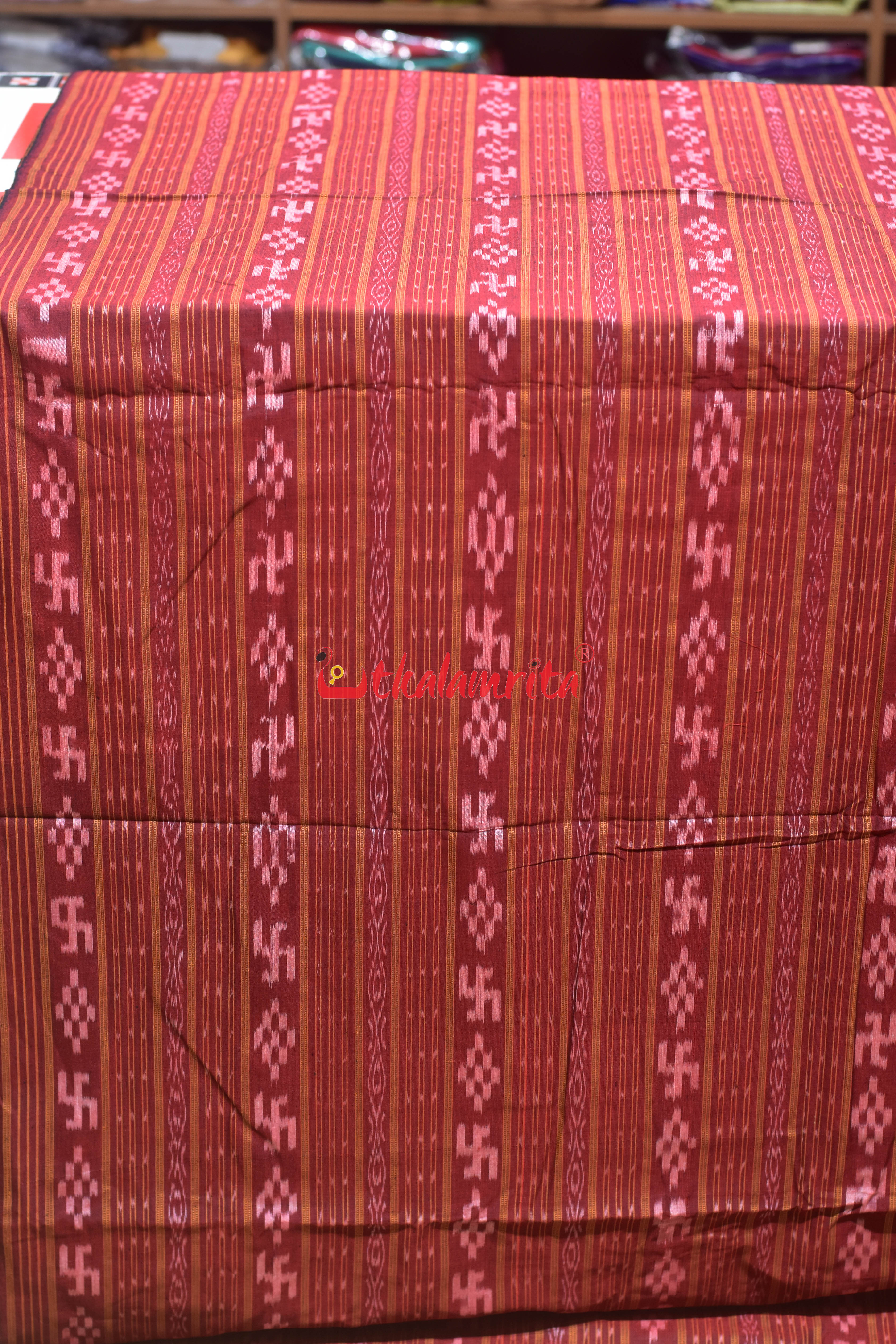 Maroon Swastik With Pasapali (Fabric)