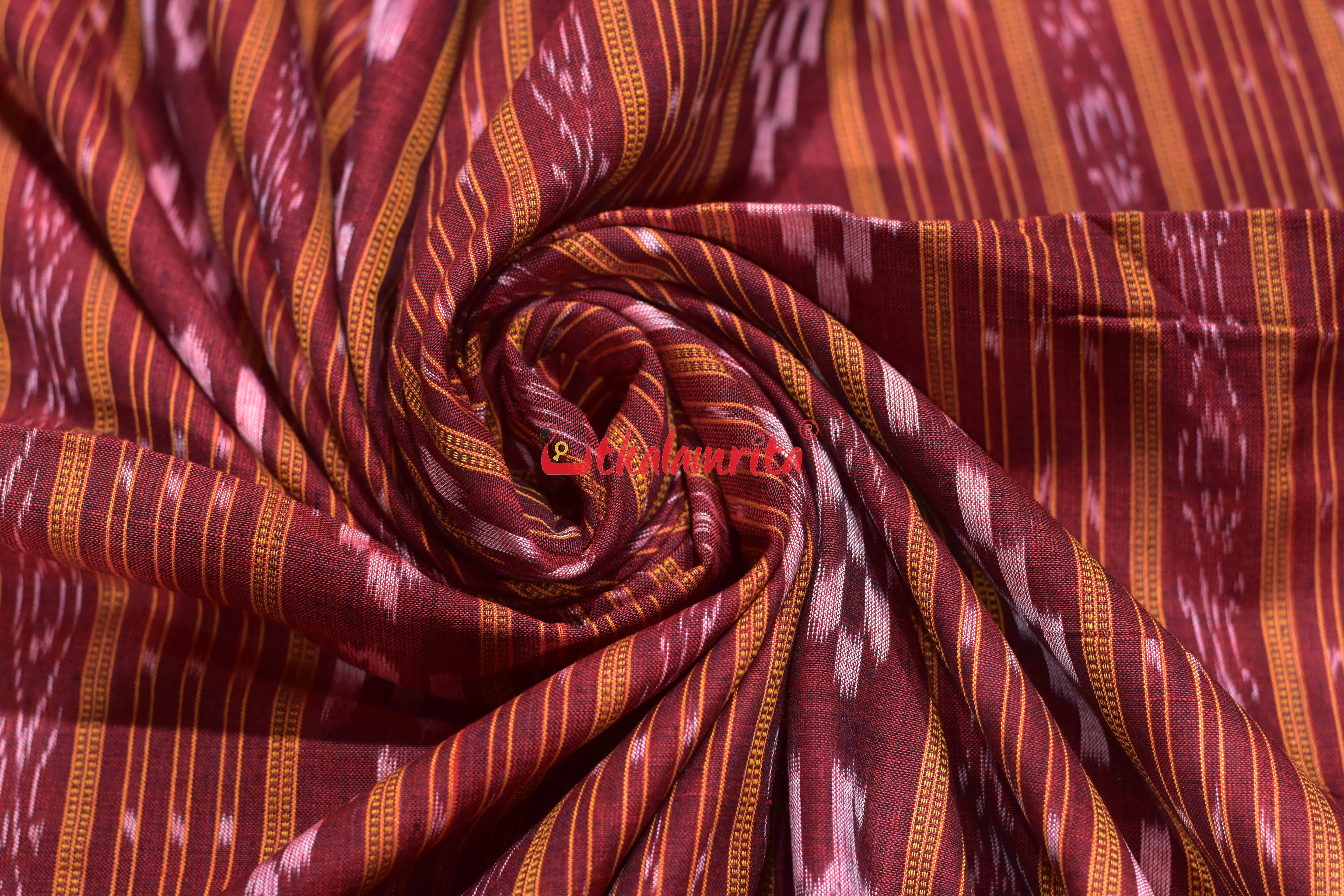 Maroon Swastik With Pasapali (Fabric)