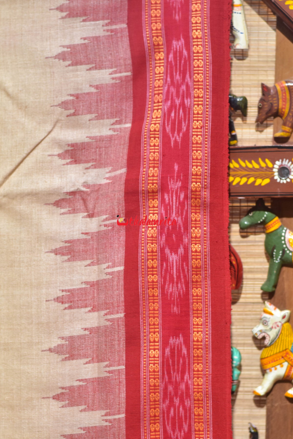 Natural Red Phoda Kumbha Tussar Silk Saree