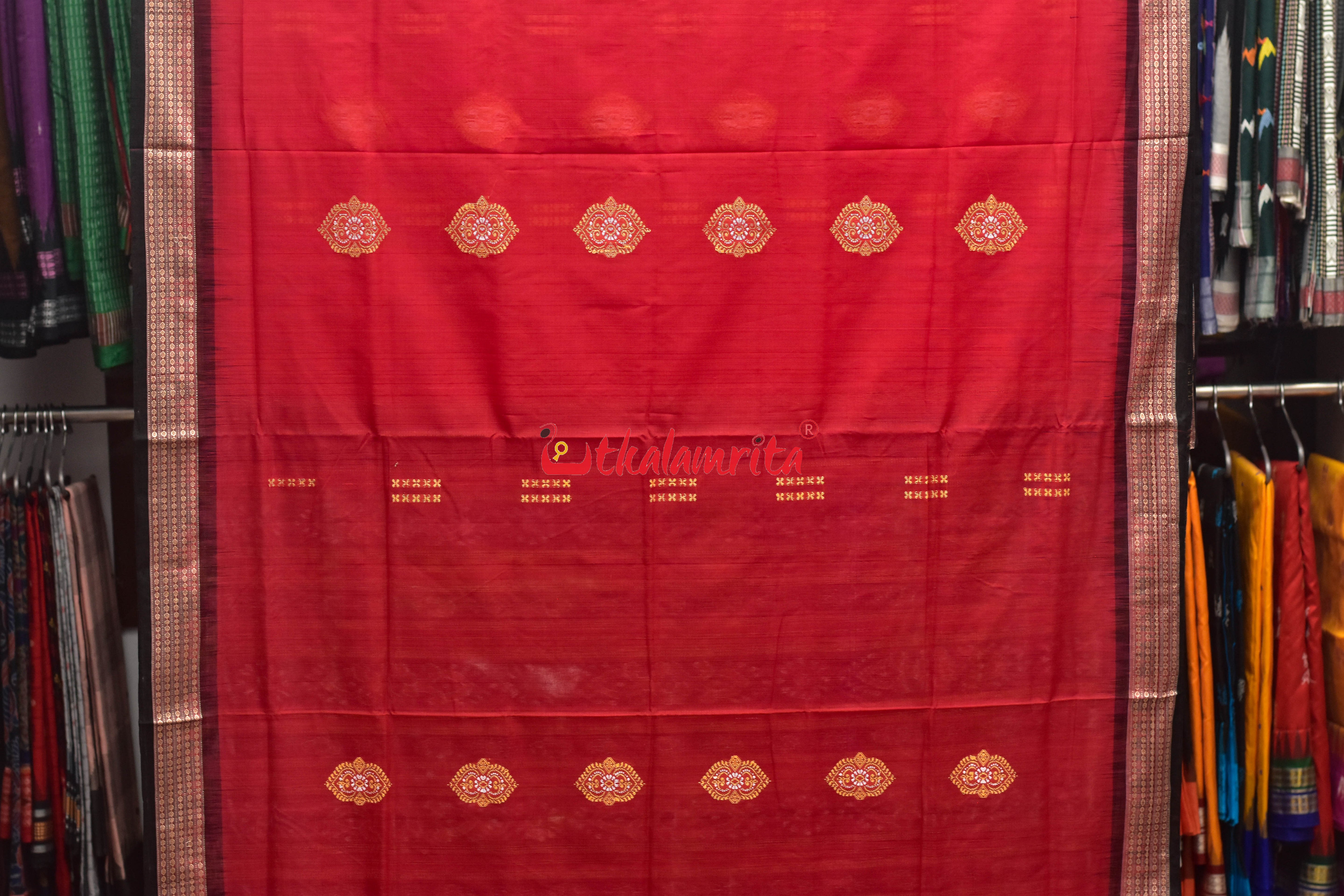 Red Black Anchal Bandha Padam Bomkai Cotton Saree