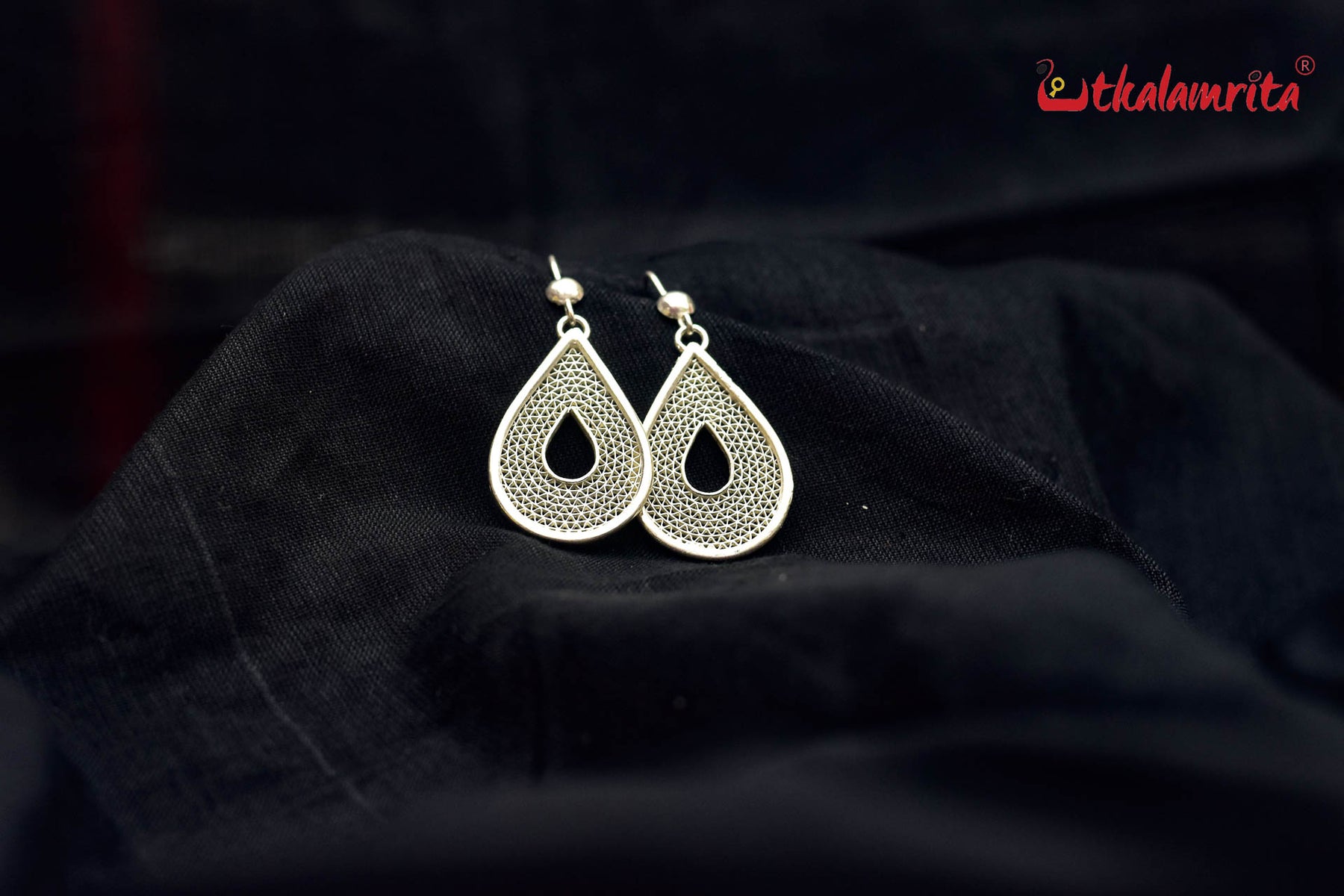 Silver Filigree Teardrops (Danglers)