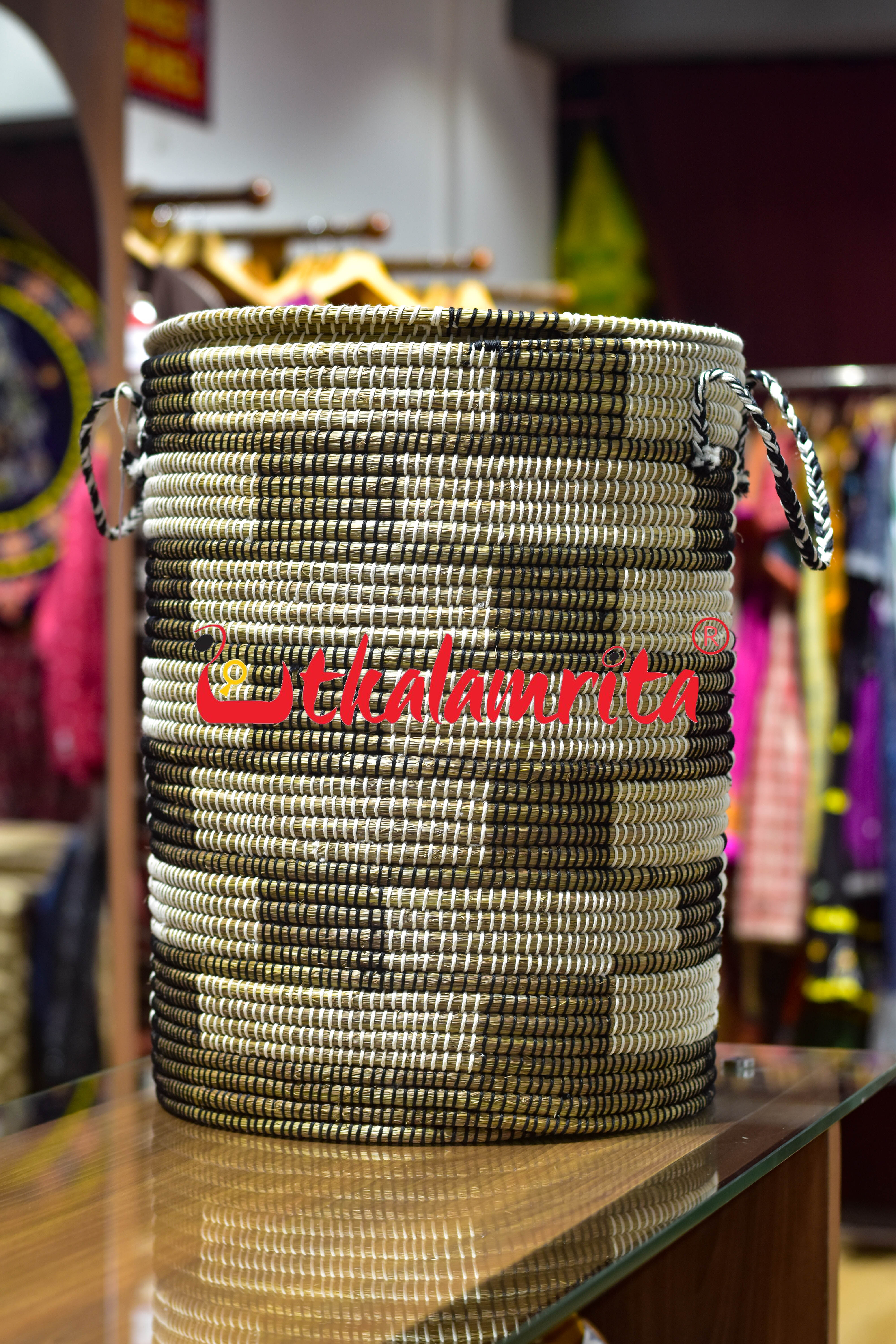 Sabai Grass Laundry Basket Thread