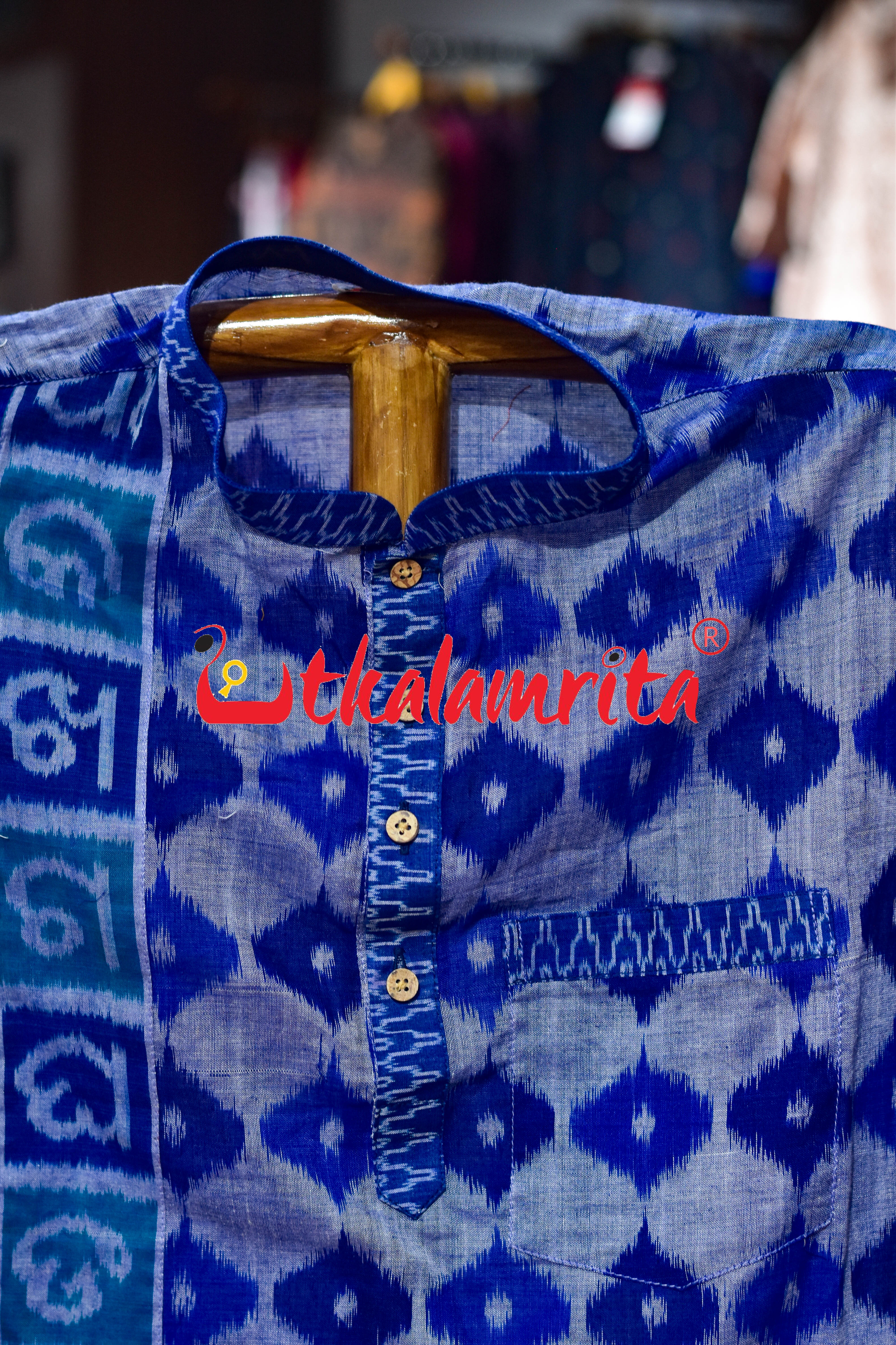 Blue 3D Illusions Ikat Odia Alphabets (Men's Short Kurta)