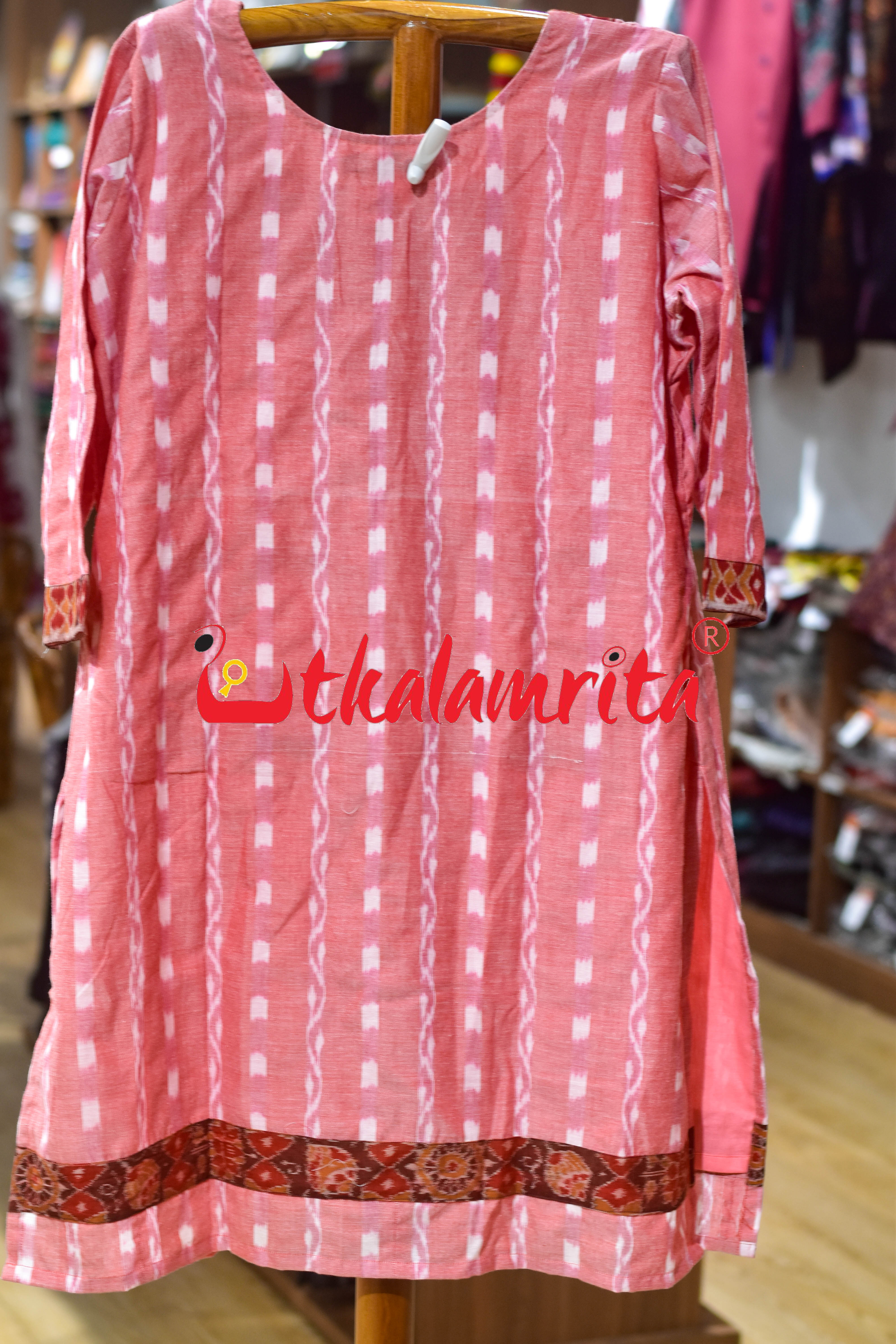 Peach Tipa Mala Padma Sankha (Ladies' Kurti)