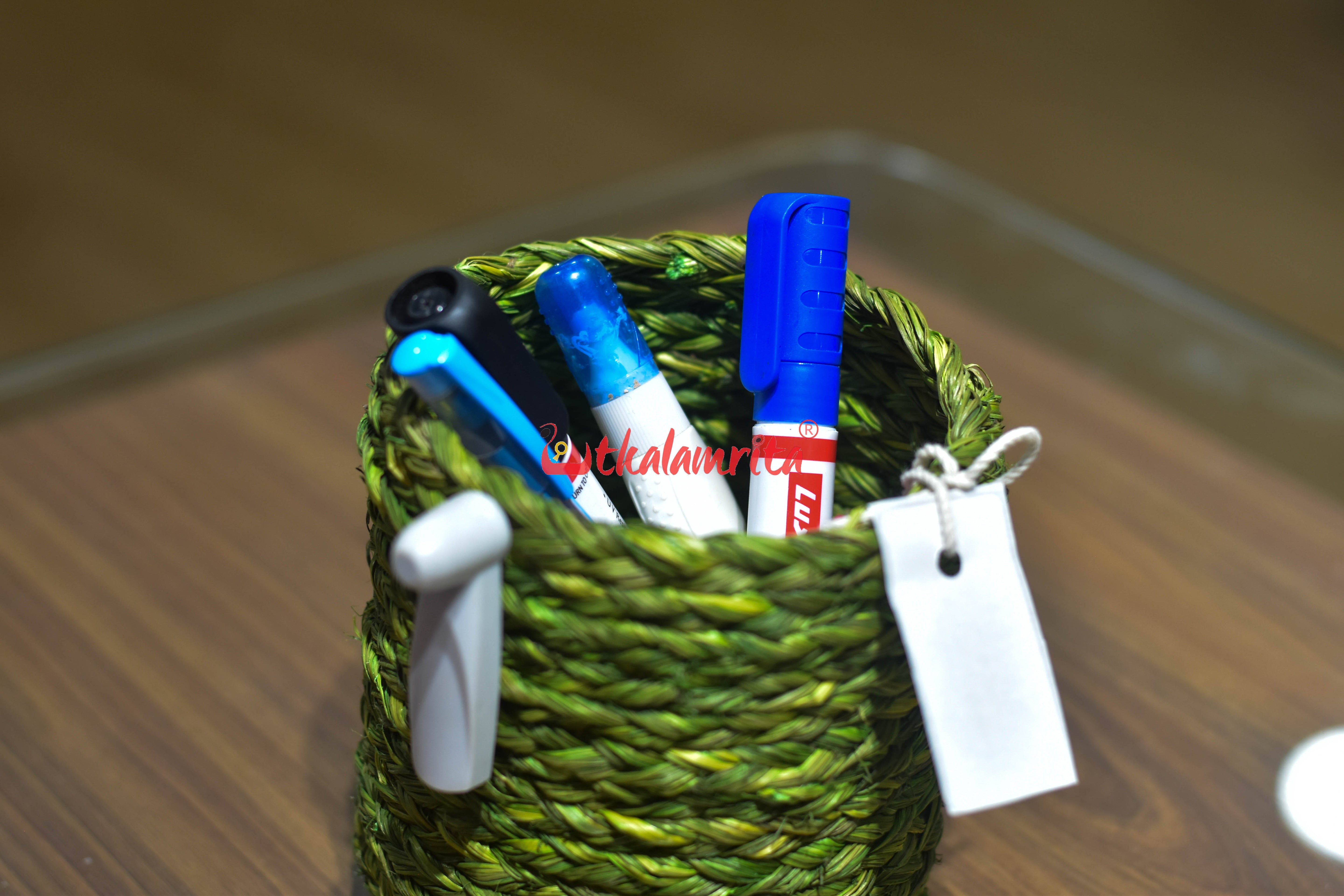 Sabai Grass Penstand Beni (Green)