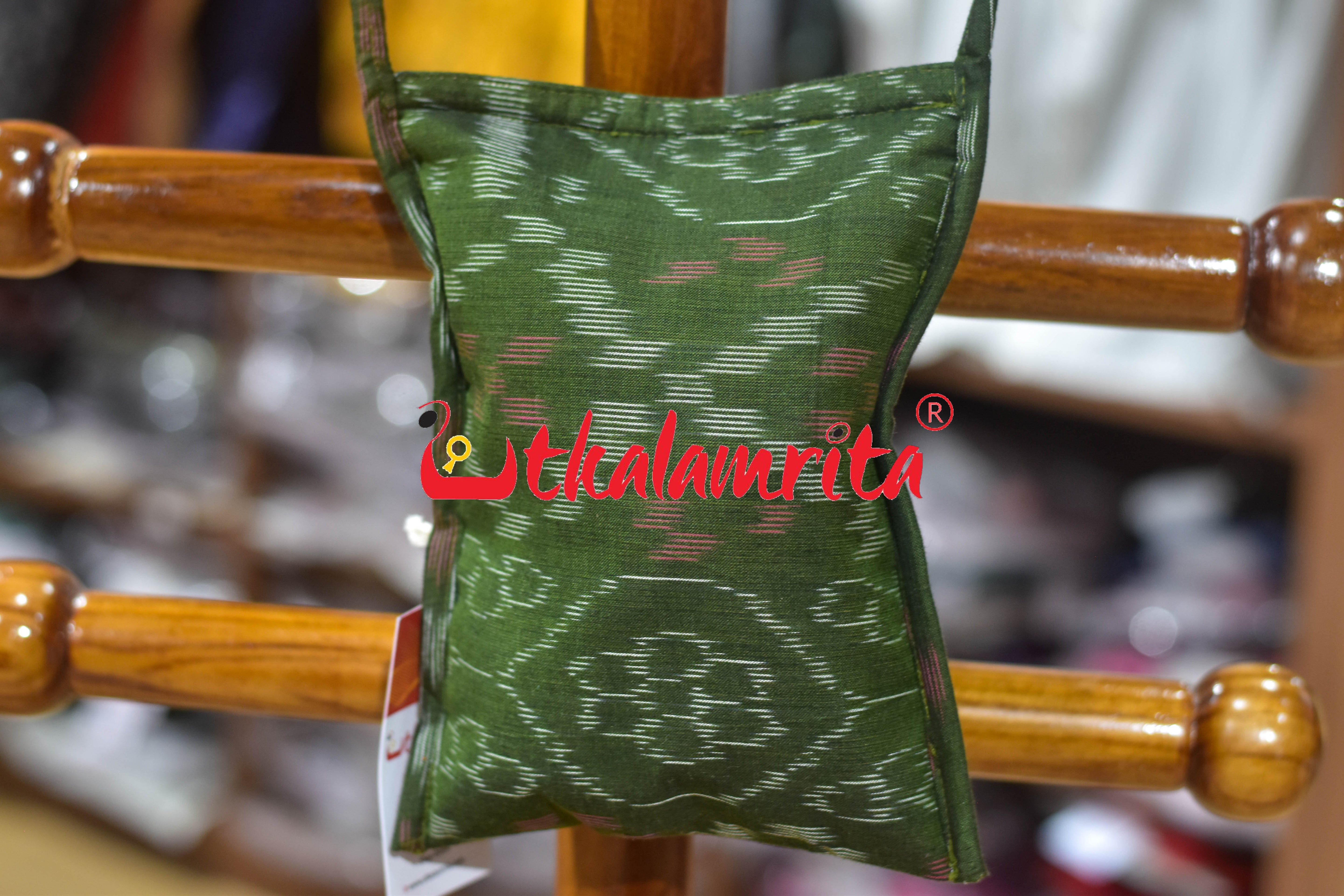 Mehndi Wavy Flower Bandha Mobile Sling Bag