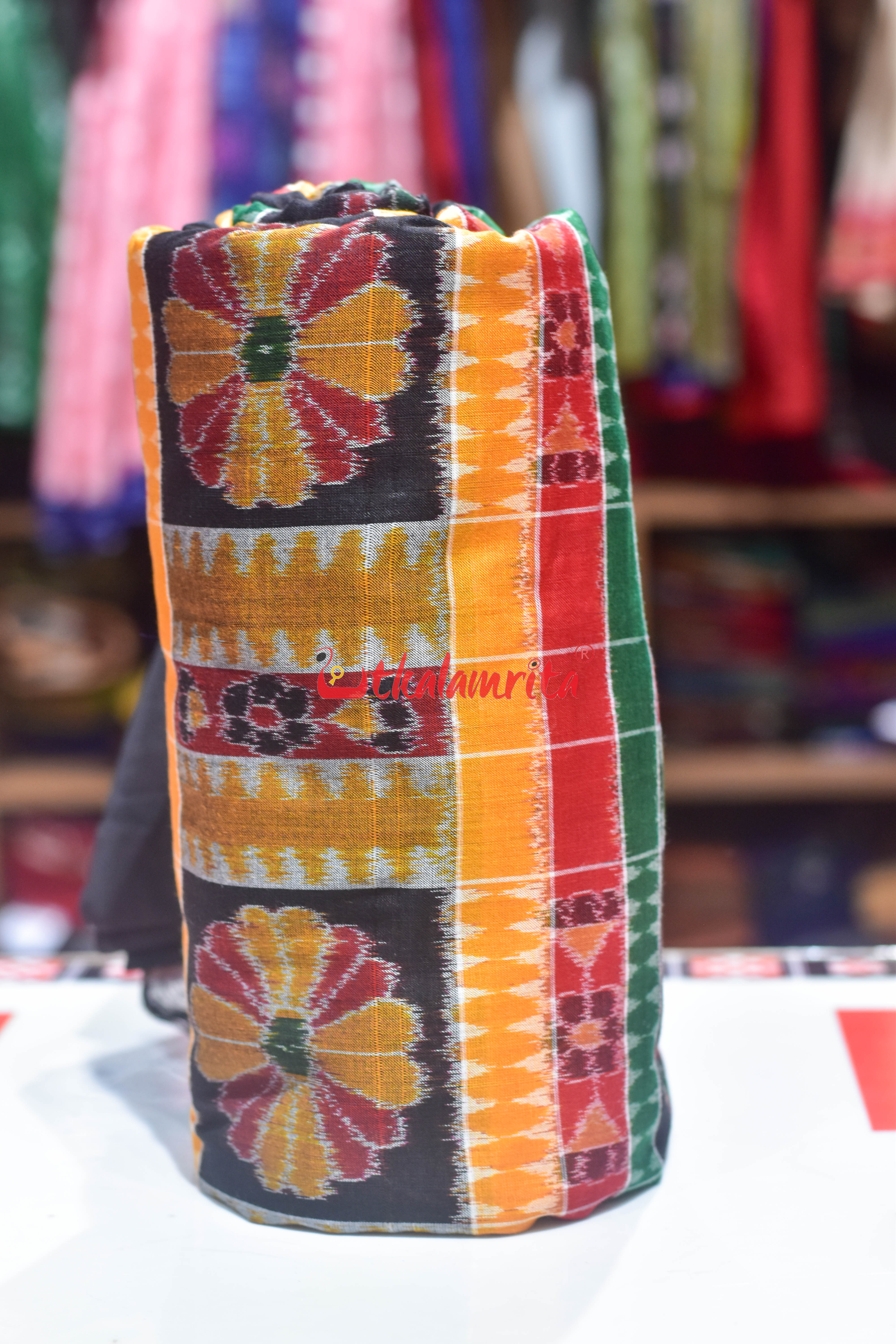 Green Red Flower Utkala Lakhmi Cotton (Fabric)