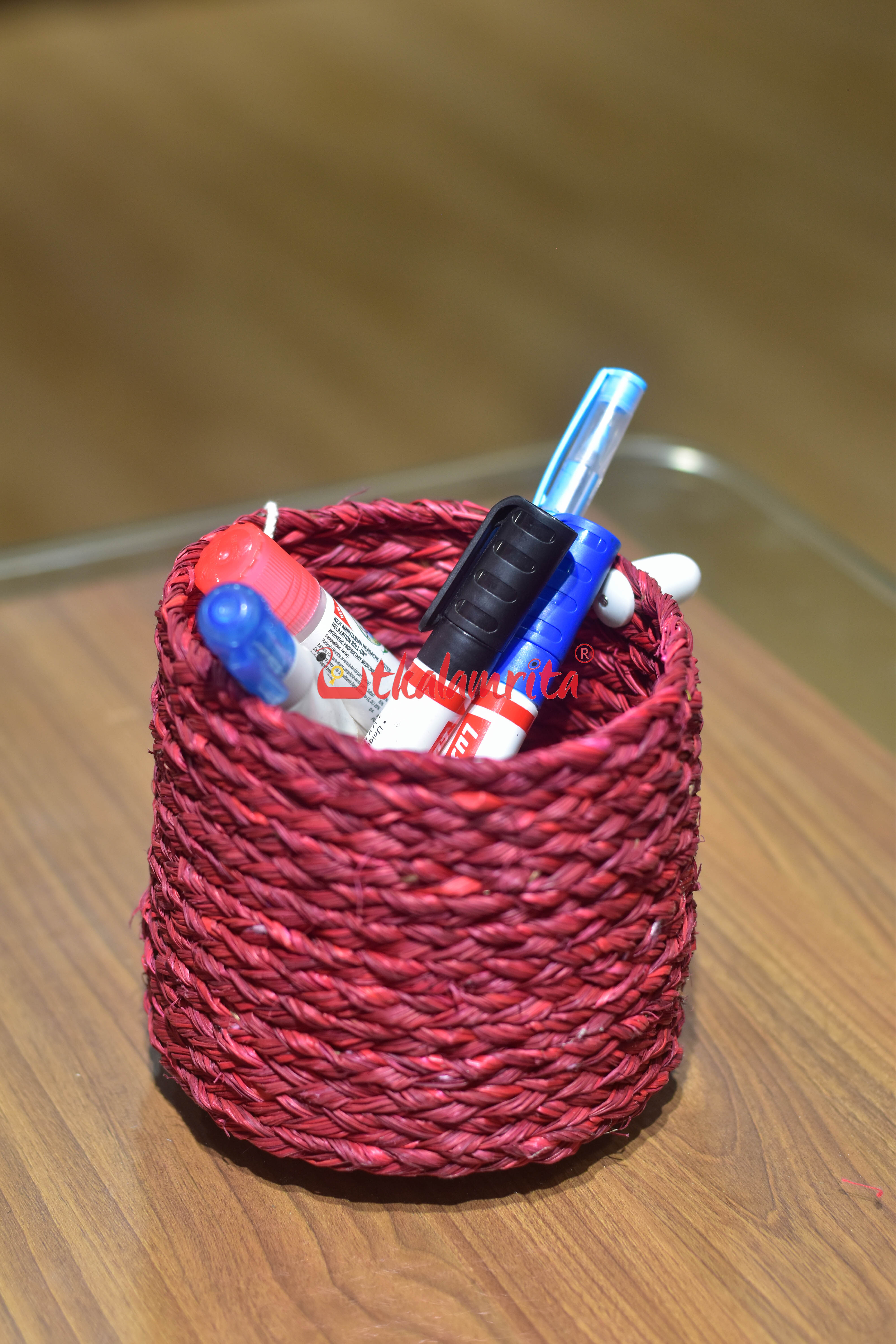 Sabai Grass Penstand Beni (Maroon)