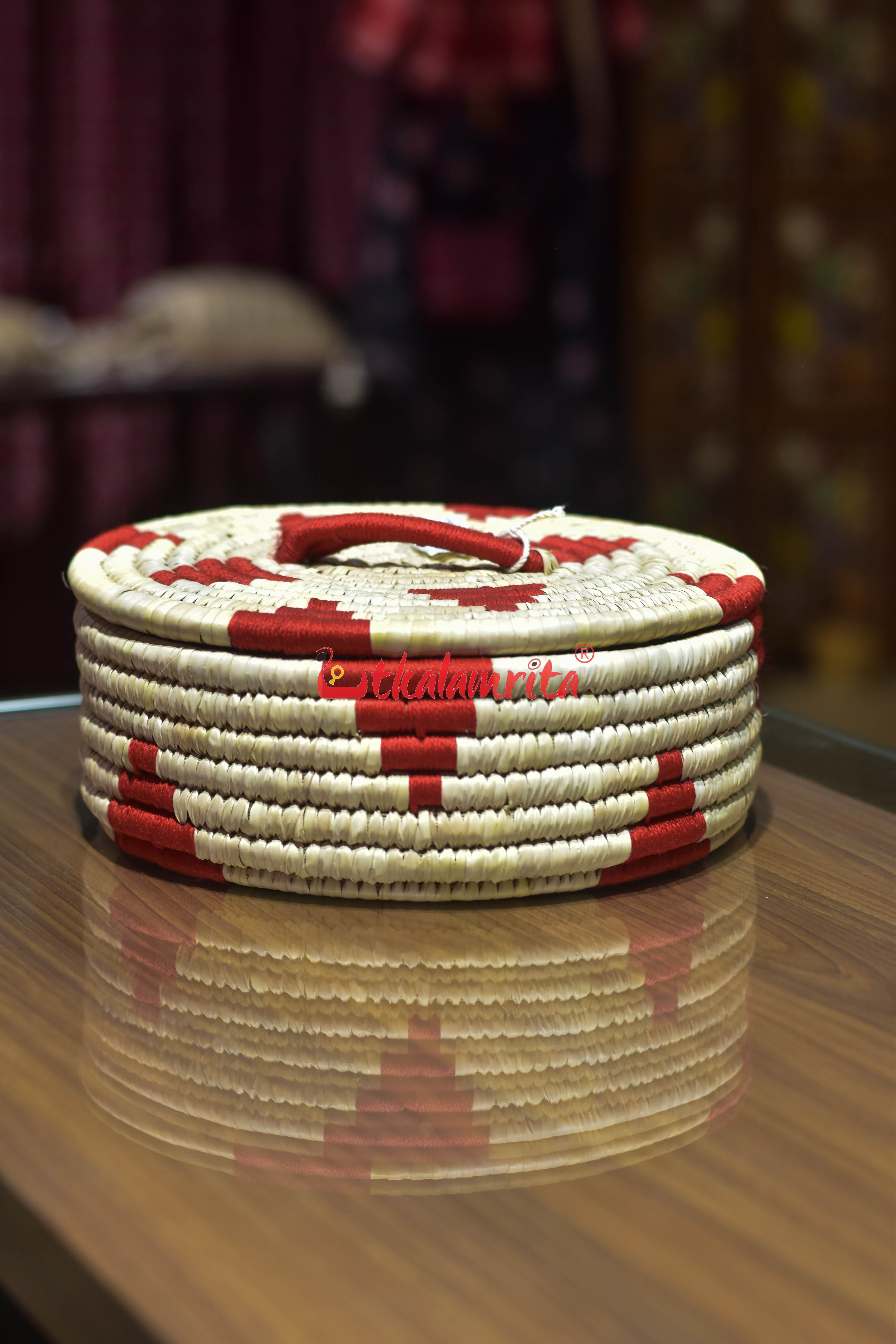 Leo Sabai Grass Roti Box (Red)