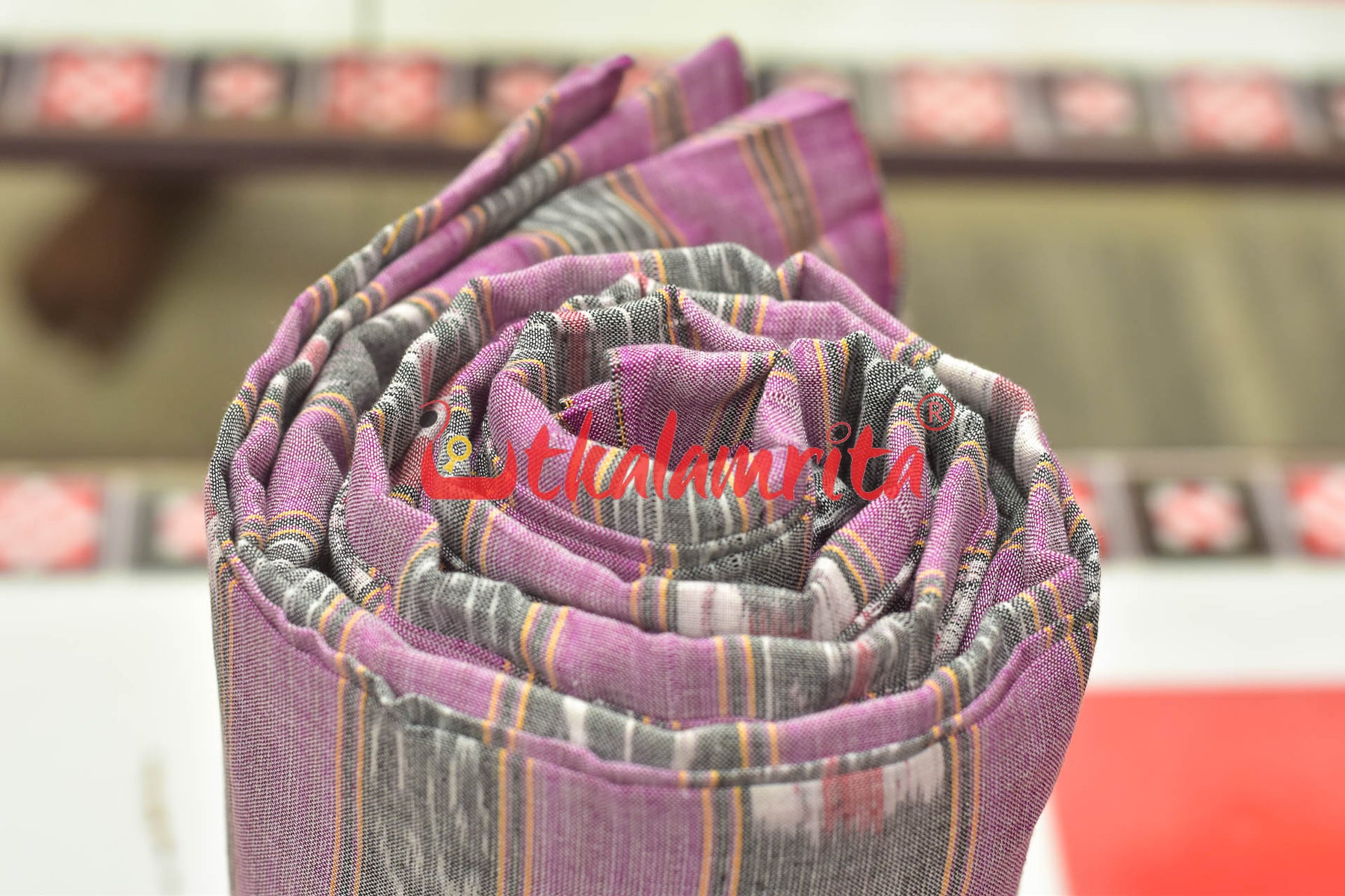 Onion Ikat Bandha (Fabric)