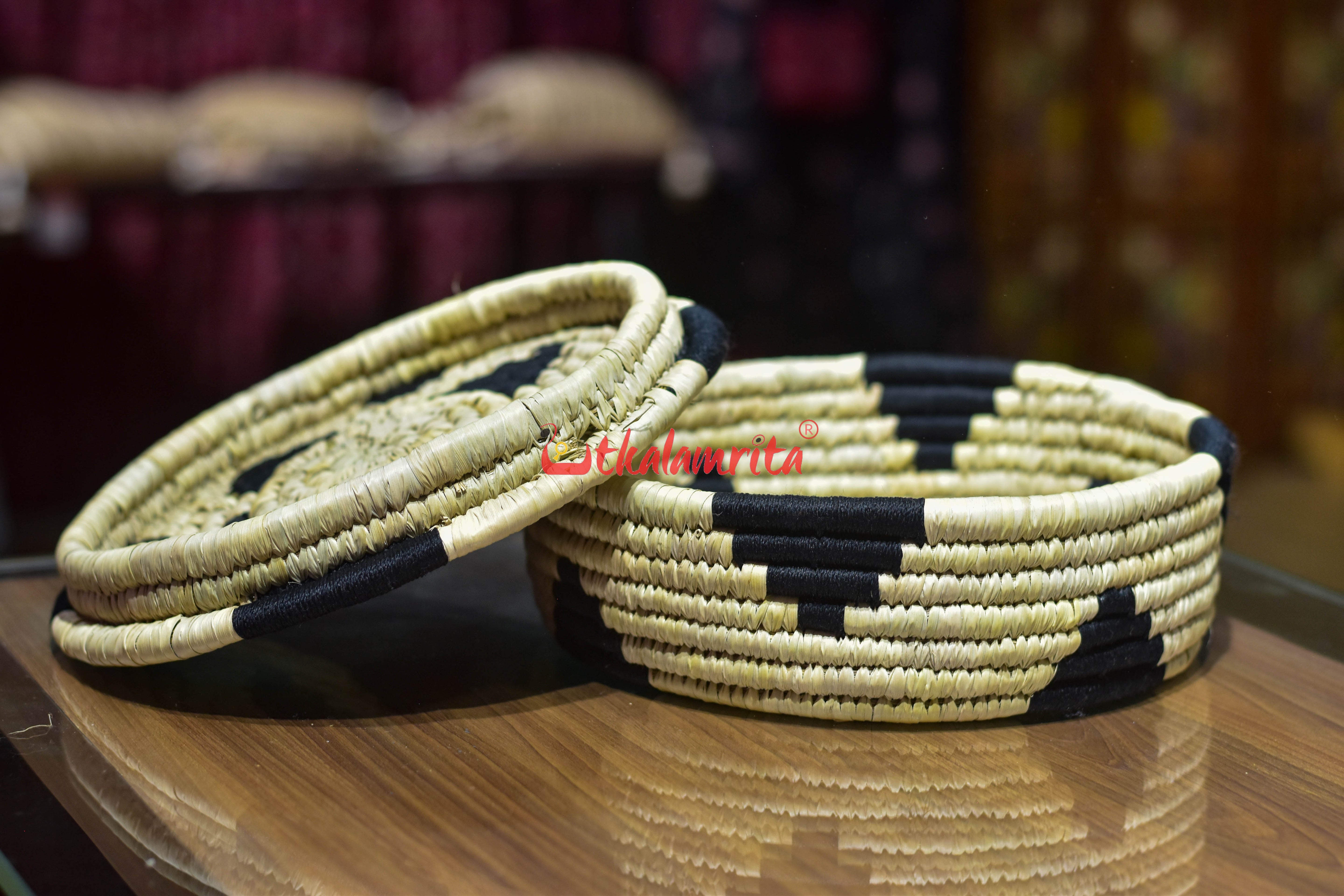 Leo Sabai Grass Roti Box (Black)