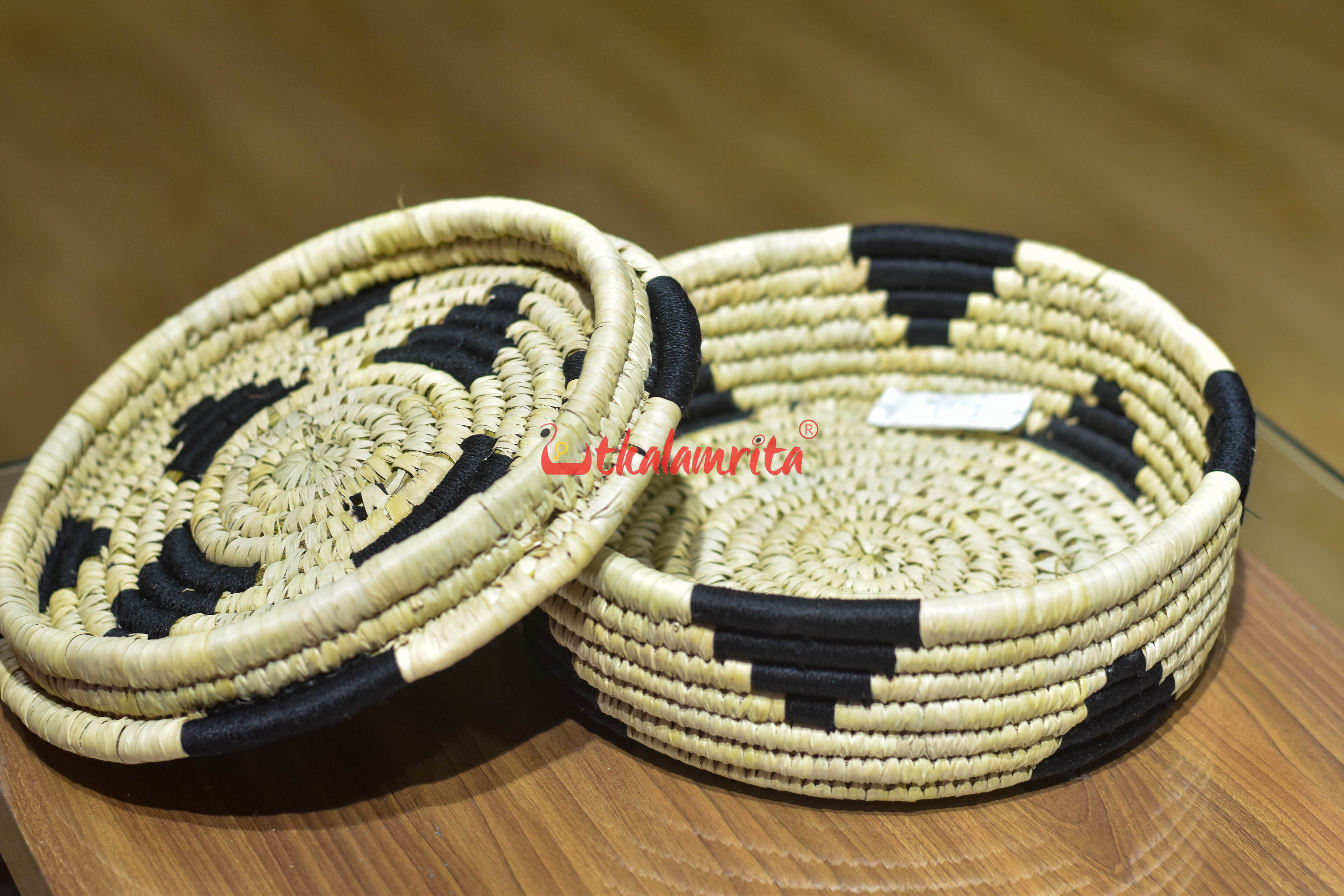 Leo Sabai Grass Roti Box (Black)