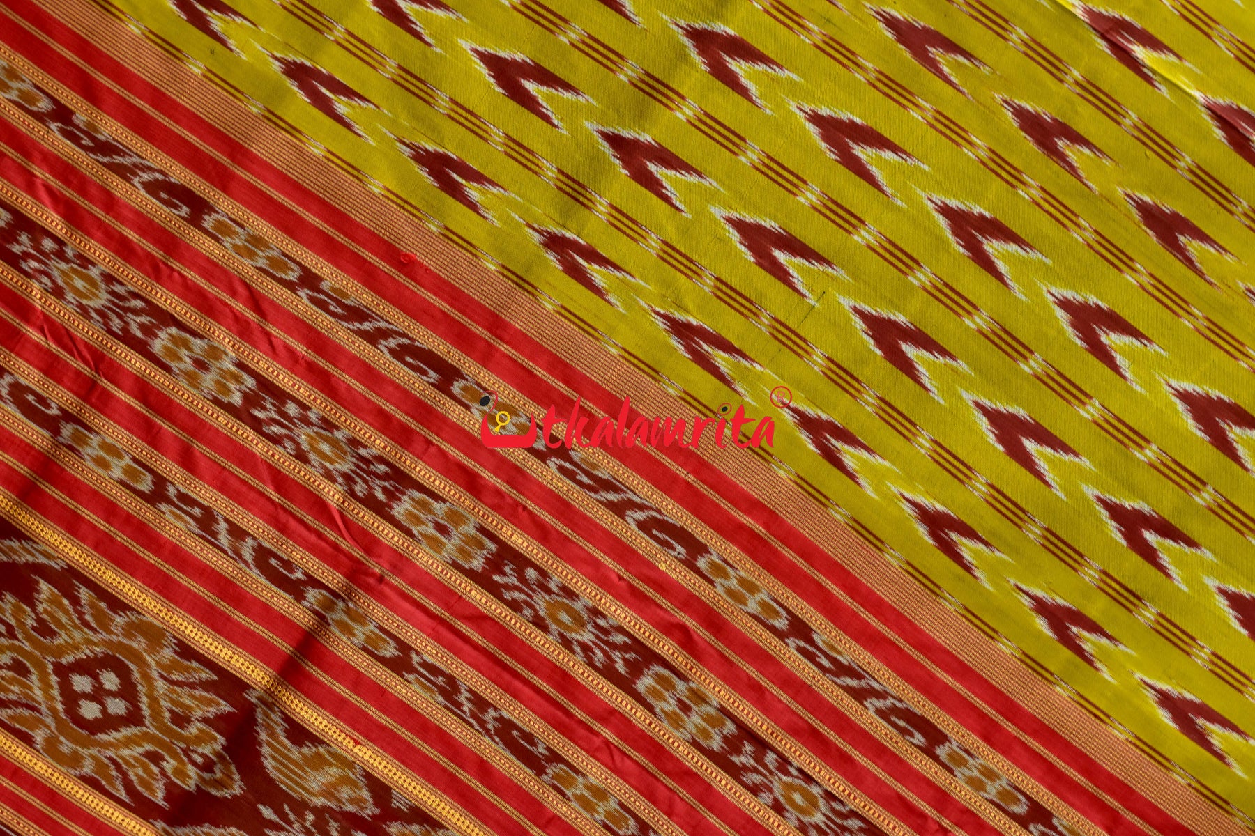 Maina Dhanpatri Khandua Silk Saree