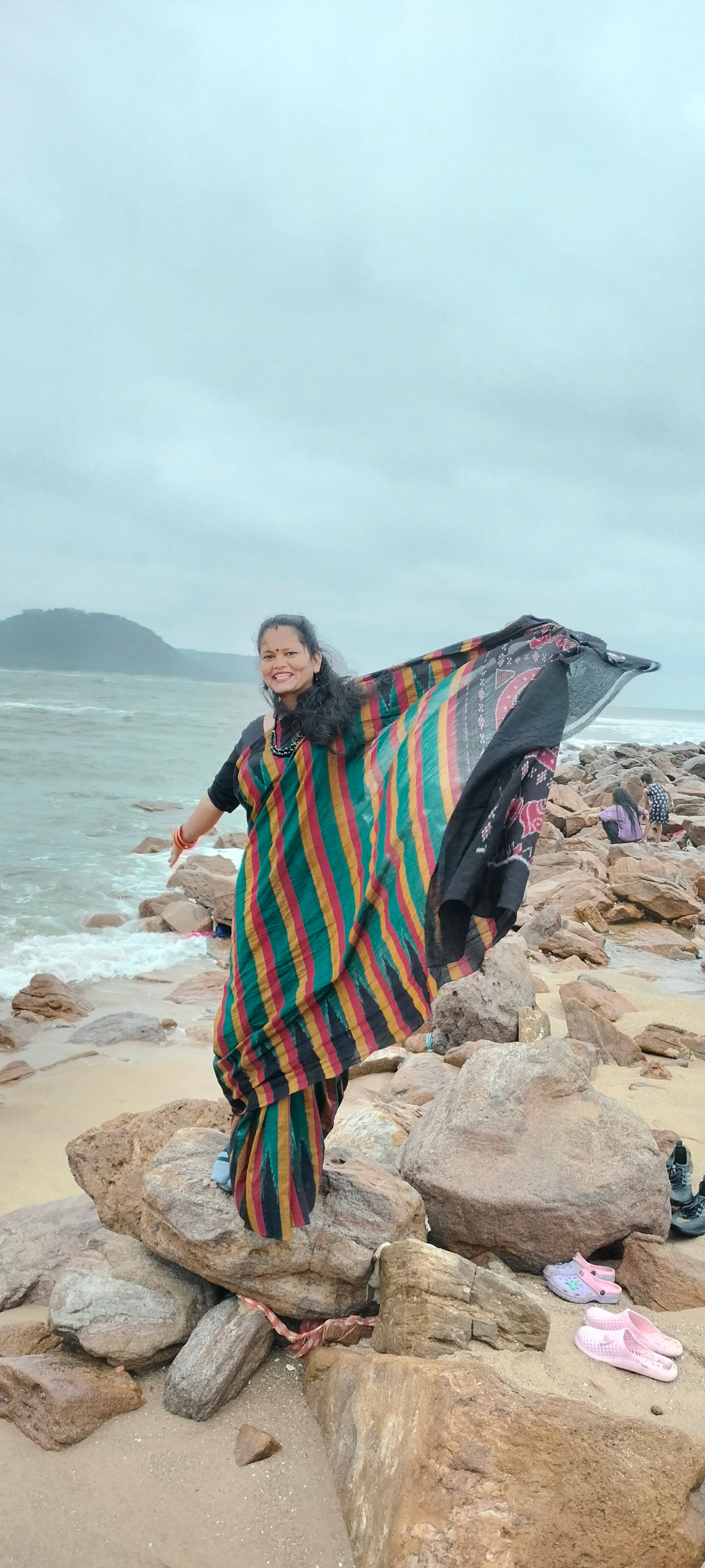 Patti Kargil Golden Green Red Cotton Saree