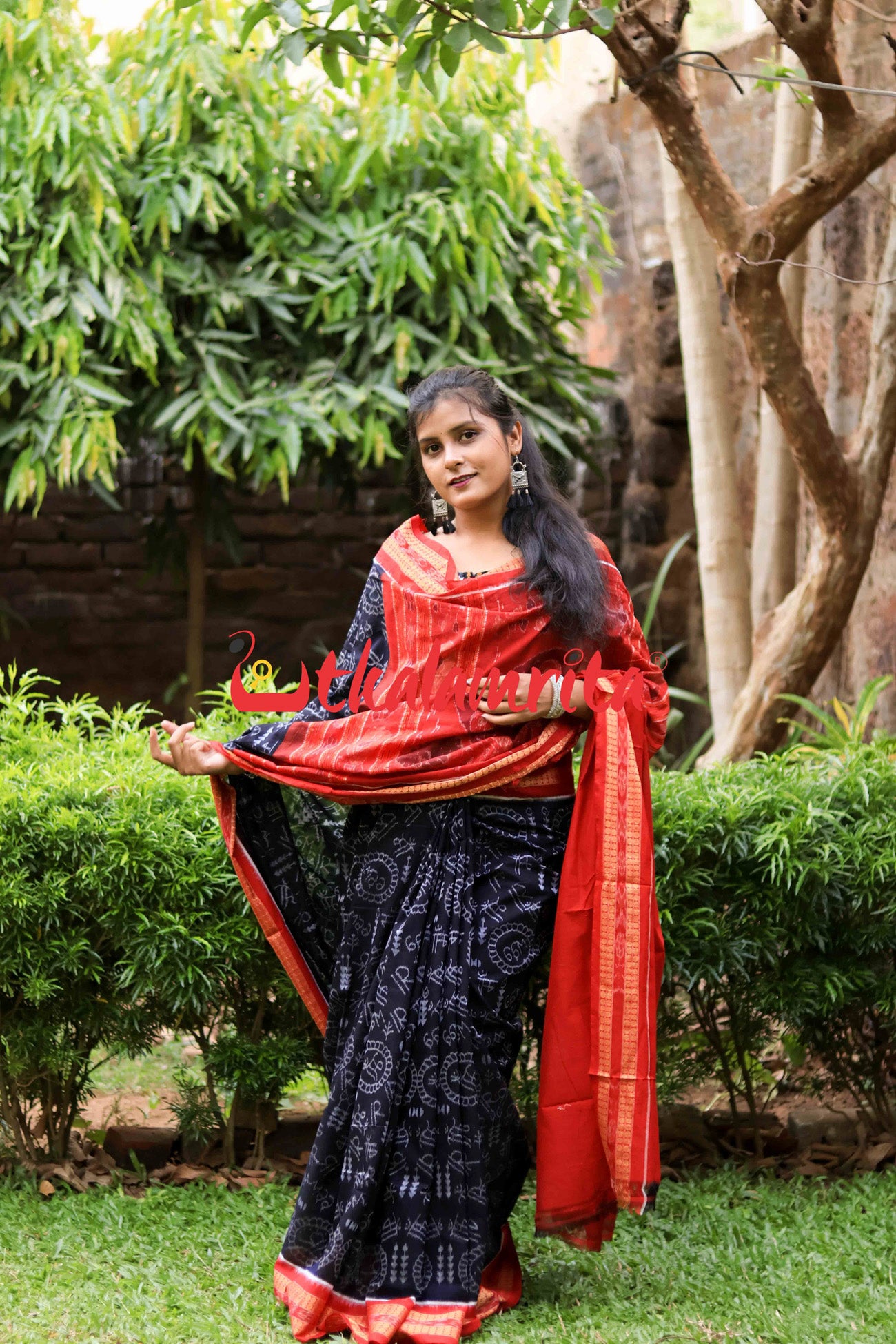 Black Red Maa Cotton Saree