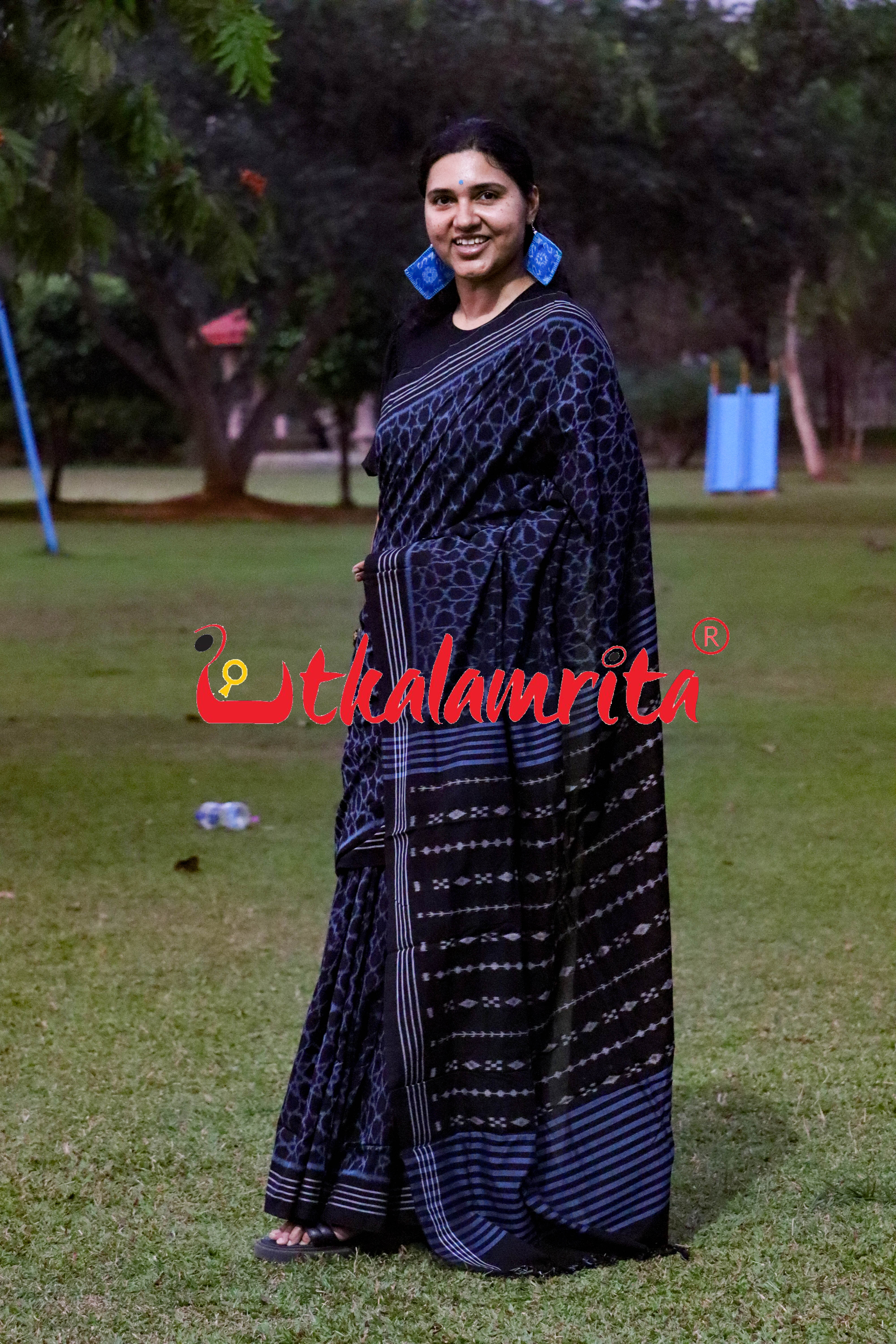 Black Mandala Art Khandua Cotton Saree