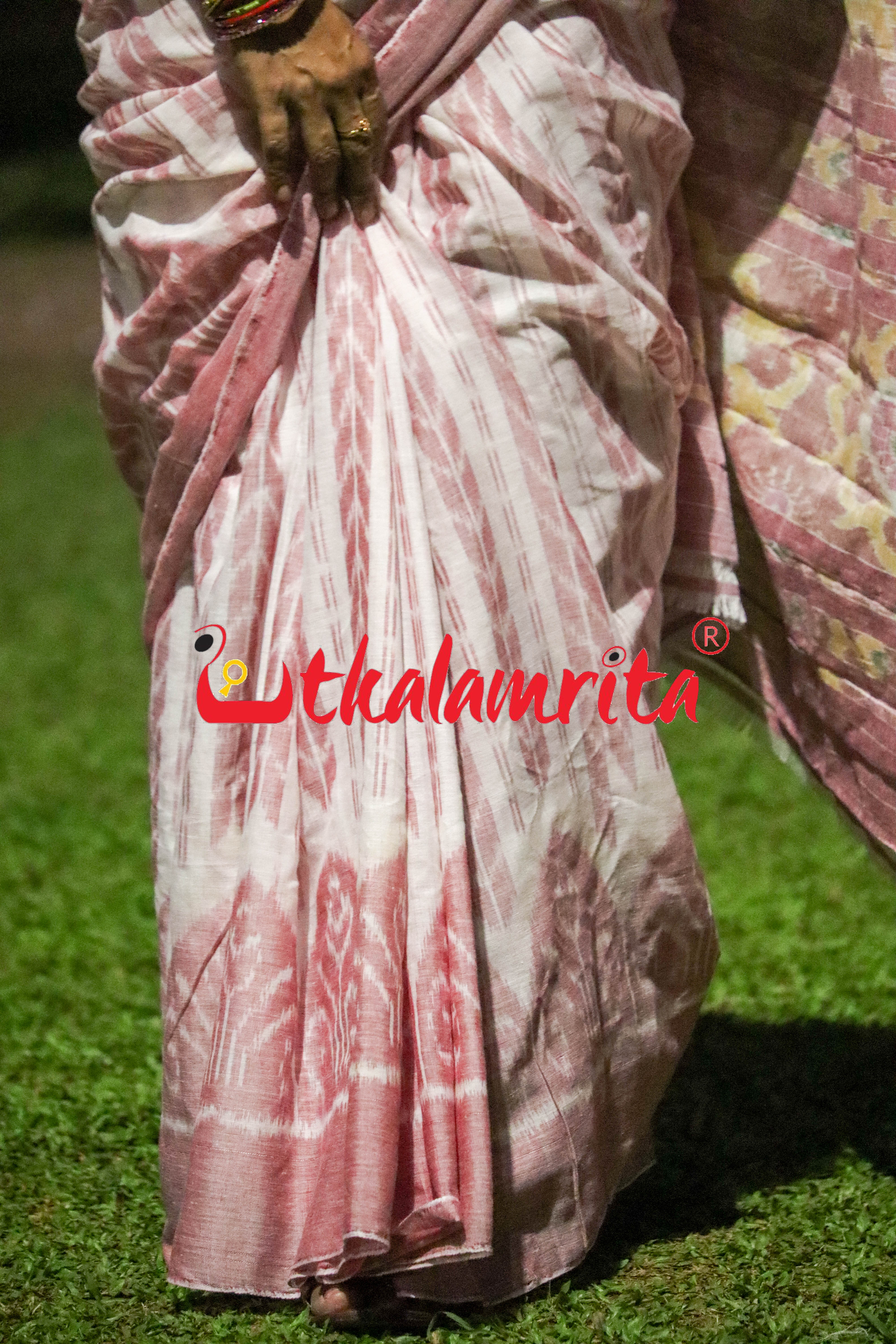 White Pink Dhanpatri Khandua Cotton Saree