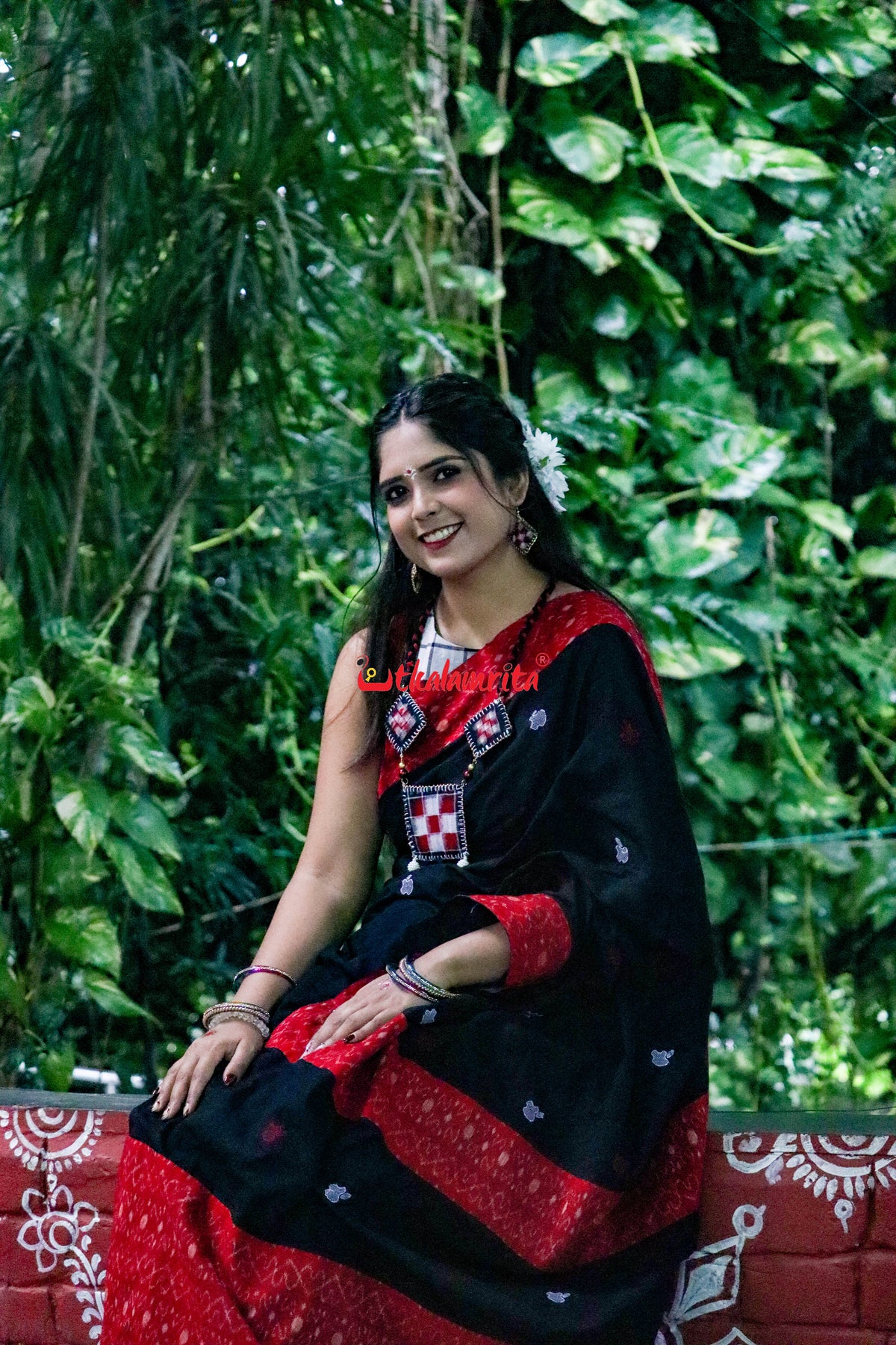 Black Apple Design S Bandha Designer Cotton Saree