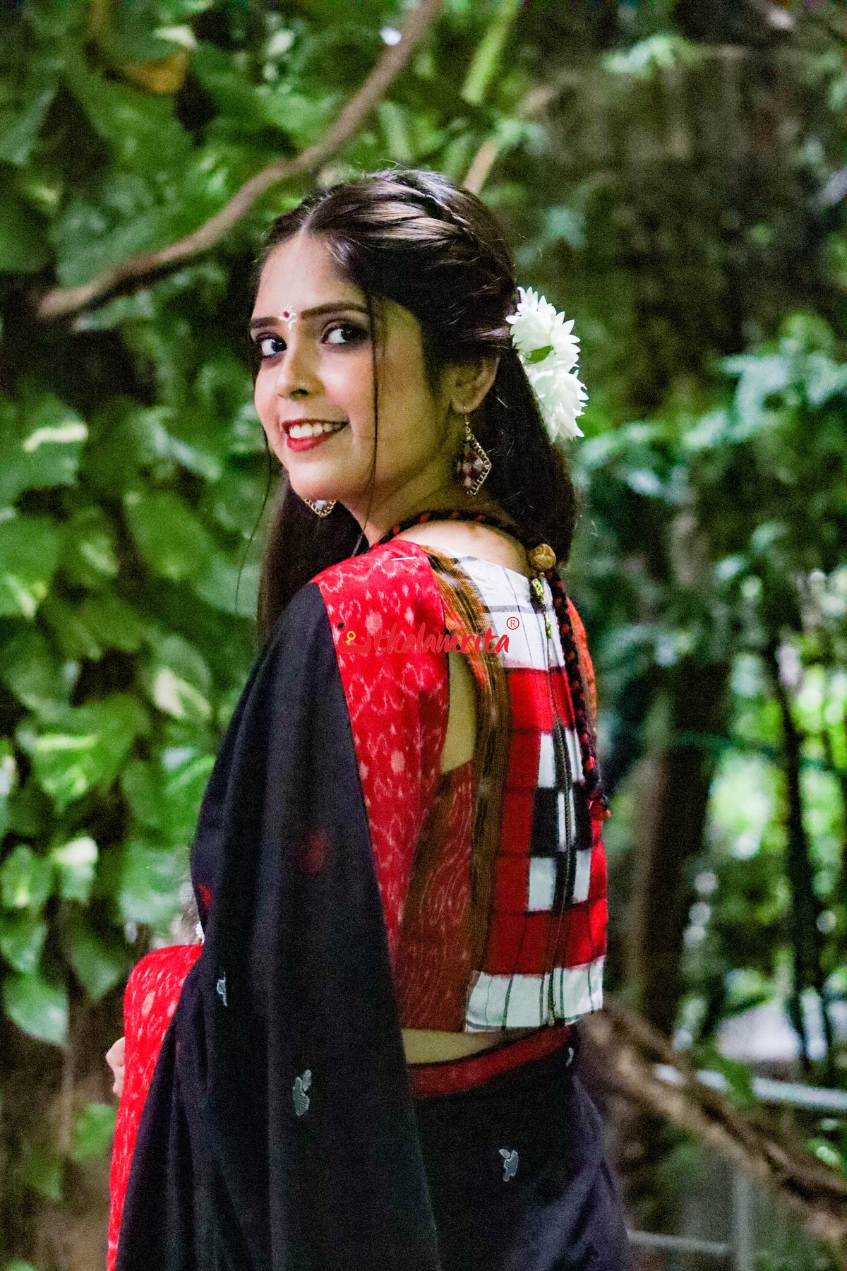 Black Apple Design S Bandha Designer Cotton Saree