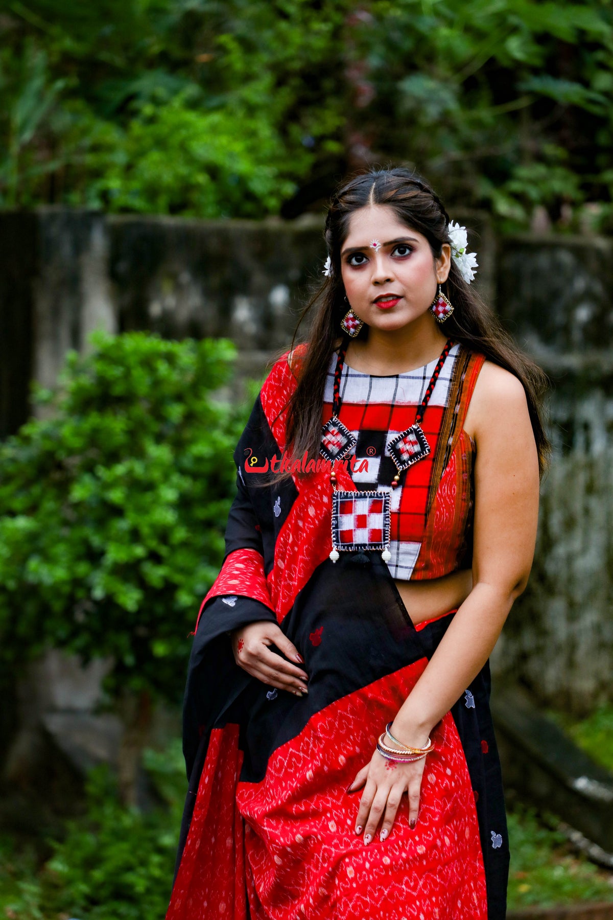 Black Apple Design S Bandha Designer Cotton Saree