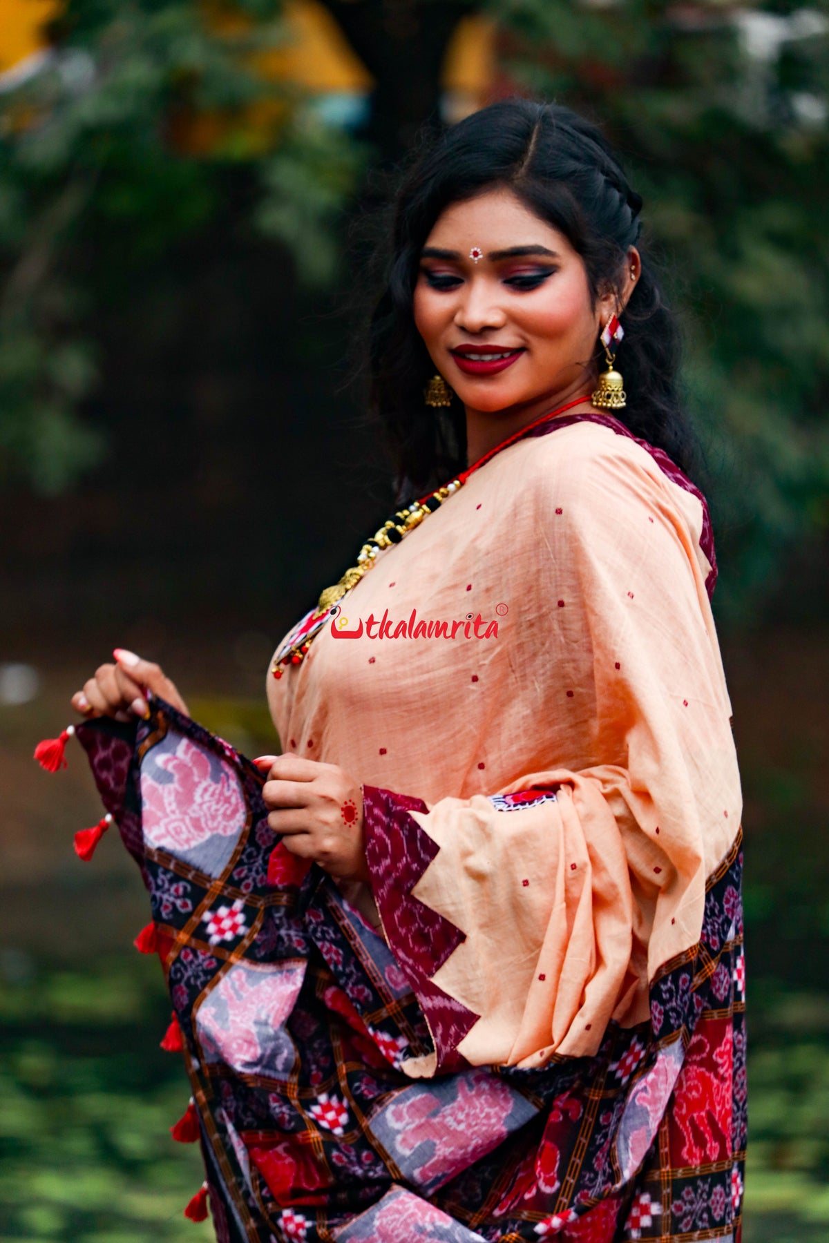 Cream with Maroon Buti Elephant Designer Cotton Saree