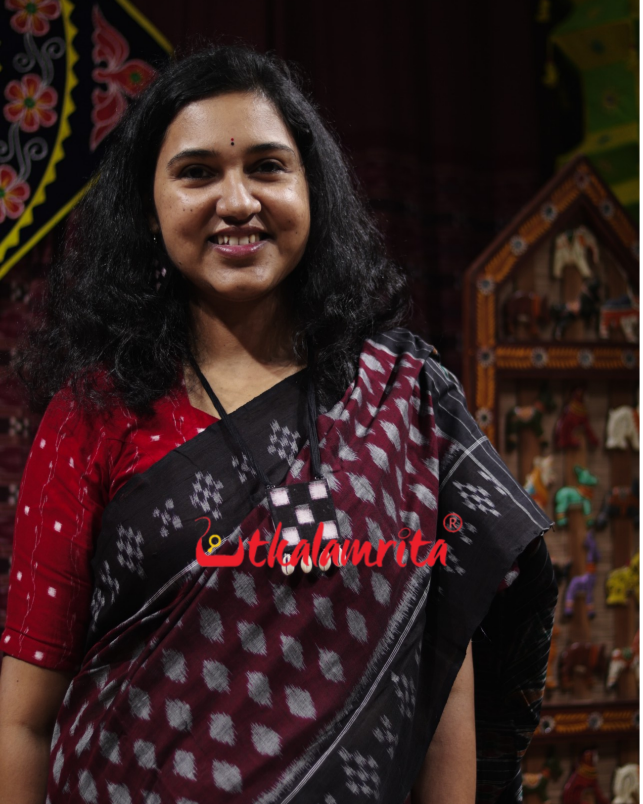 Dotty Thikiri Maroon Khandua Cotton Saree
