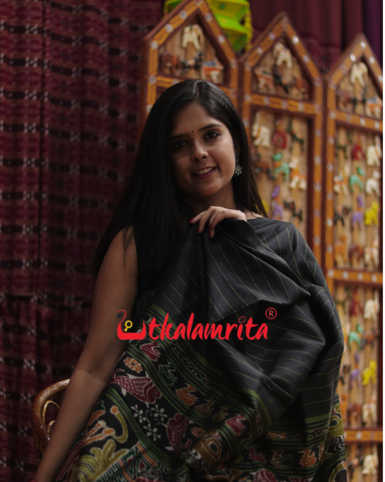 Self Unchuda Black Green Khandua Silk Saree