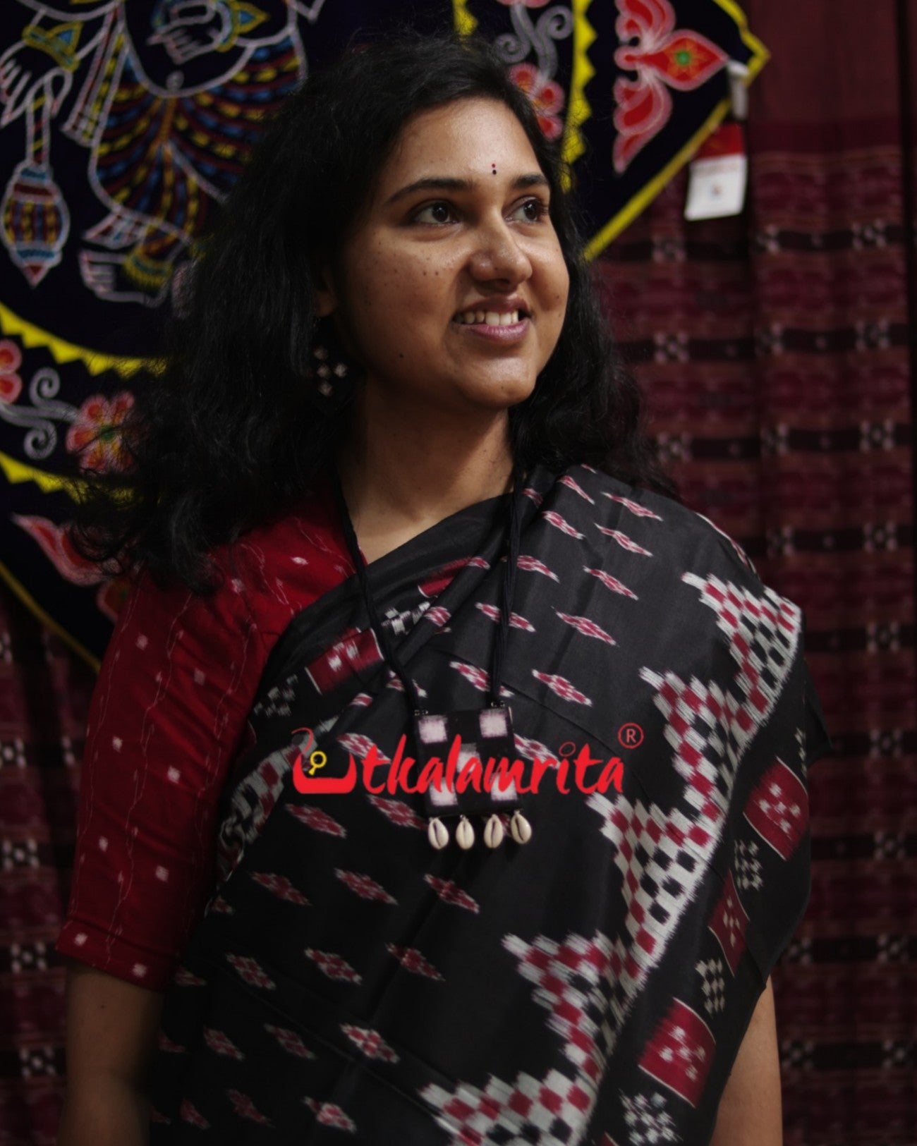 Black Body Bandha Pasapali Border Khandua Silk Saree