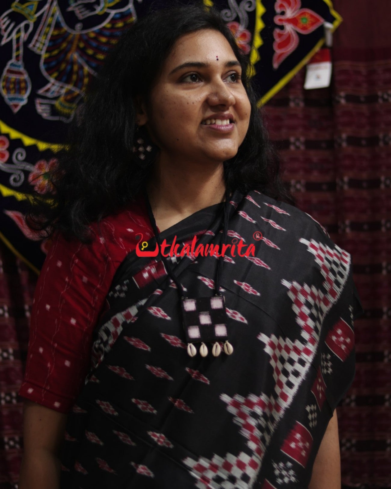 Black Body Bandha Pasapali Border Khandua Silk Saree