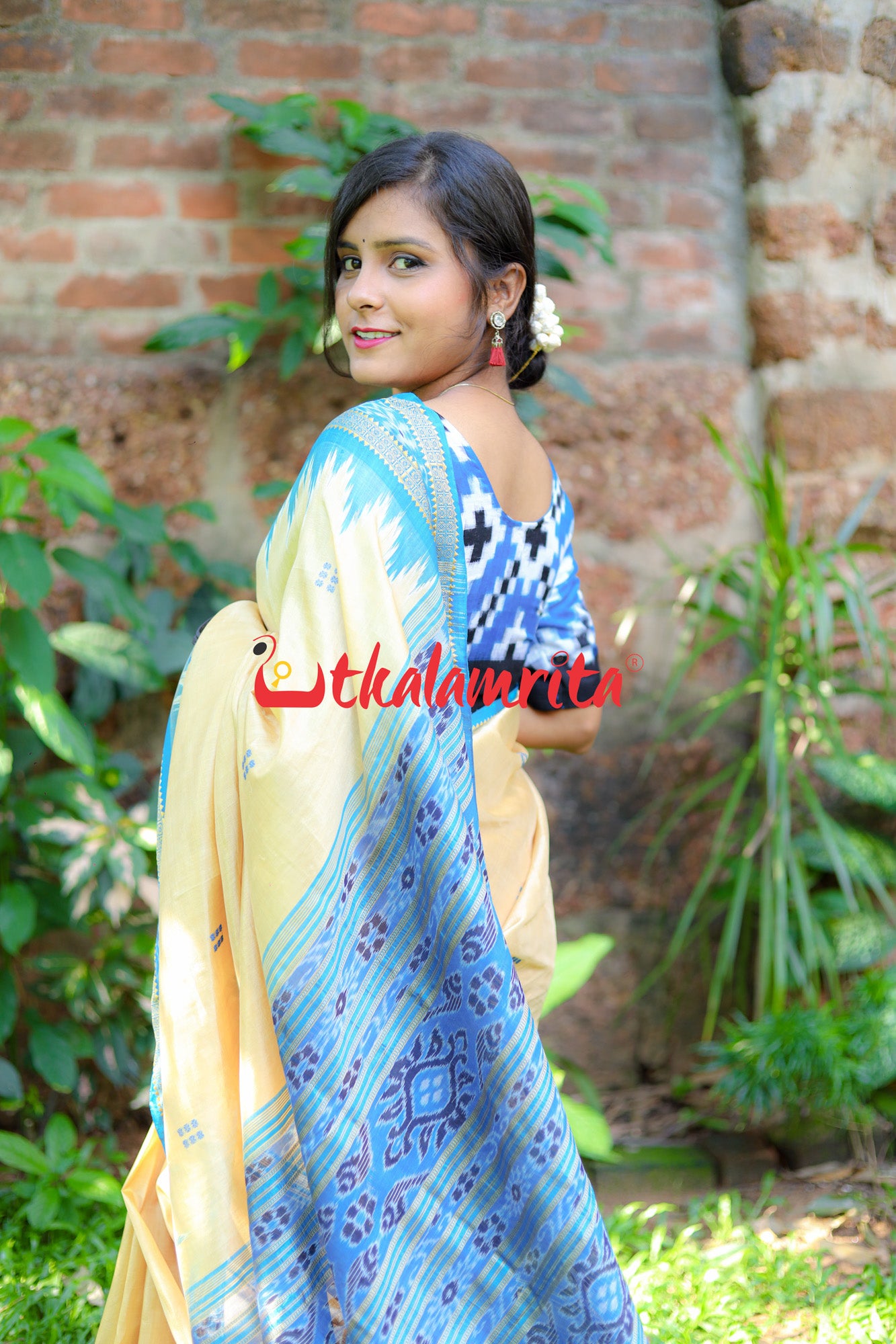 Cream Blue Buti Khandua Silk Saree