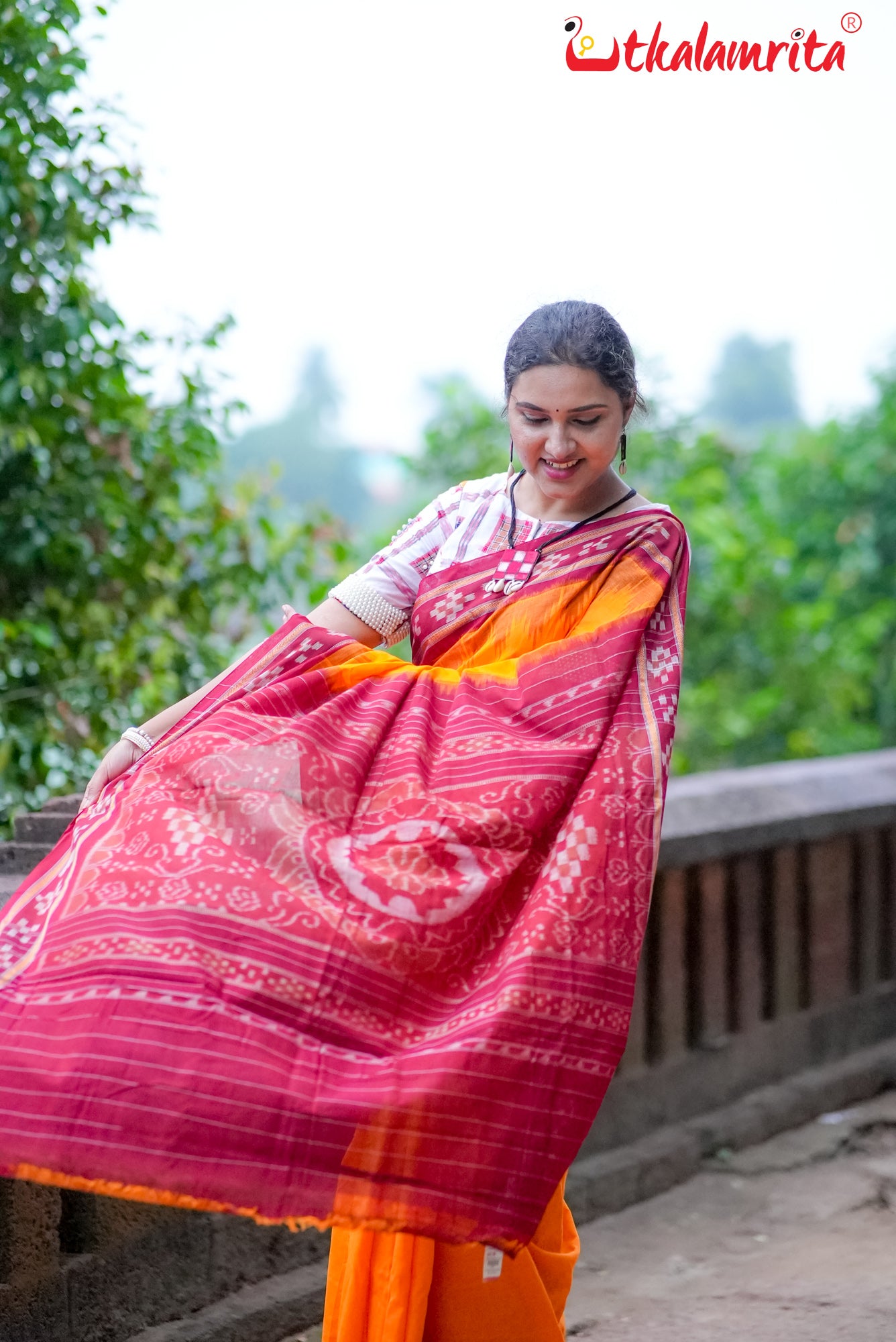 Yellow Pasapali Border Khandua Cotton Saree