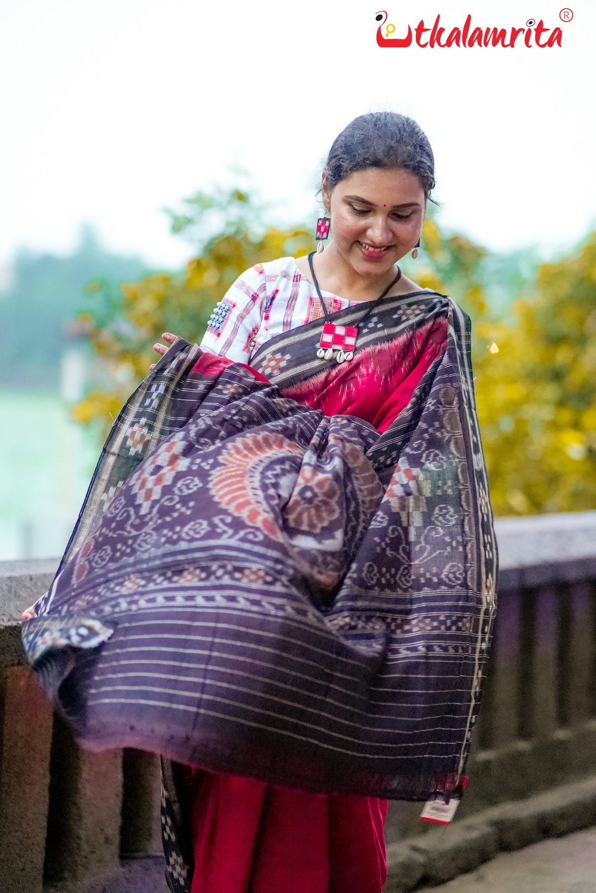 Maroon Kumbha Pasapali Border Khandua Cotton Saree